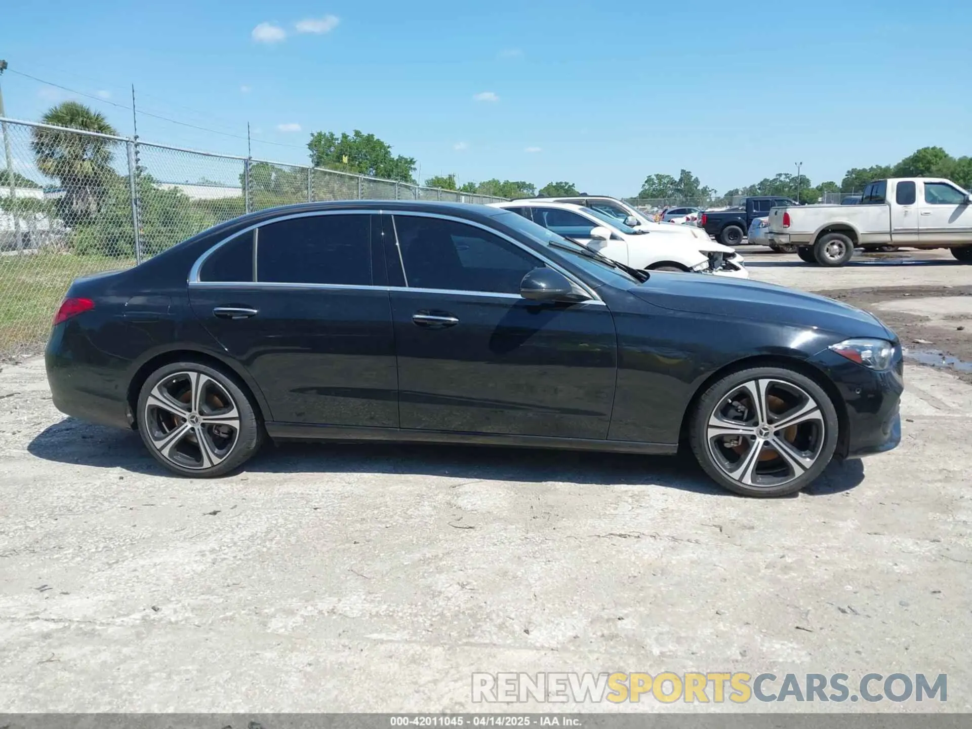 13 Photograph of a damaged car W1KAF4GB3PR134336 MERCEDES-BENZ C 300 2023