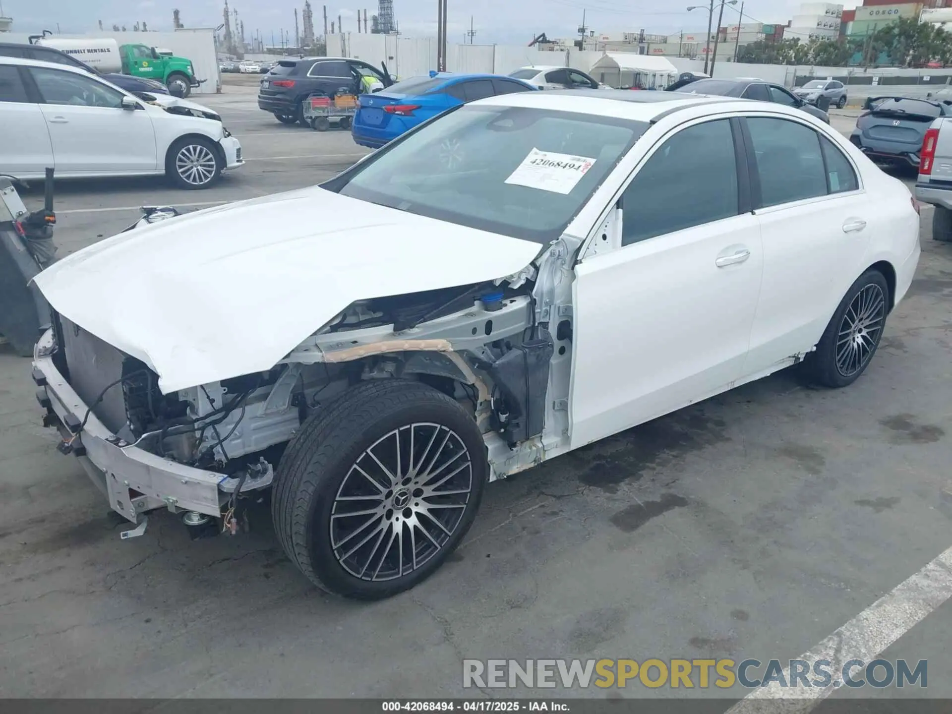 2 Фотография поврежденного автомобиля W1KAF4GB7PR099011 MERCEDES-BENZ C 300 2023
