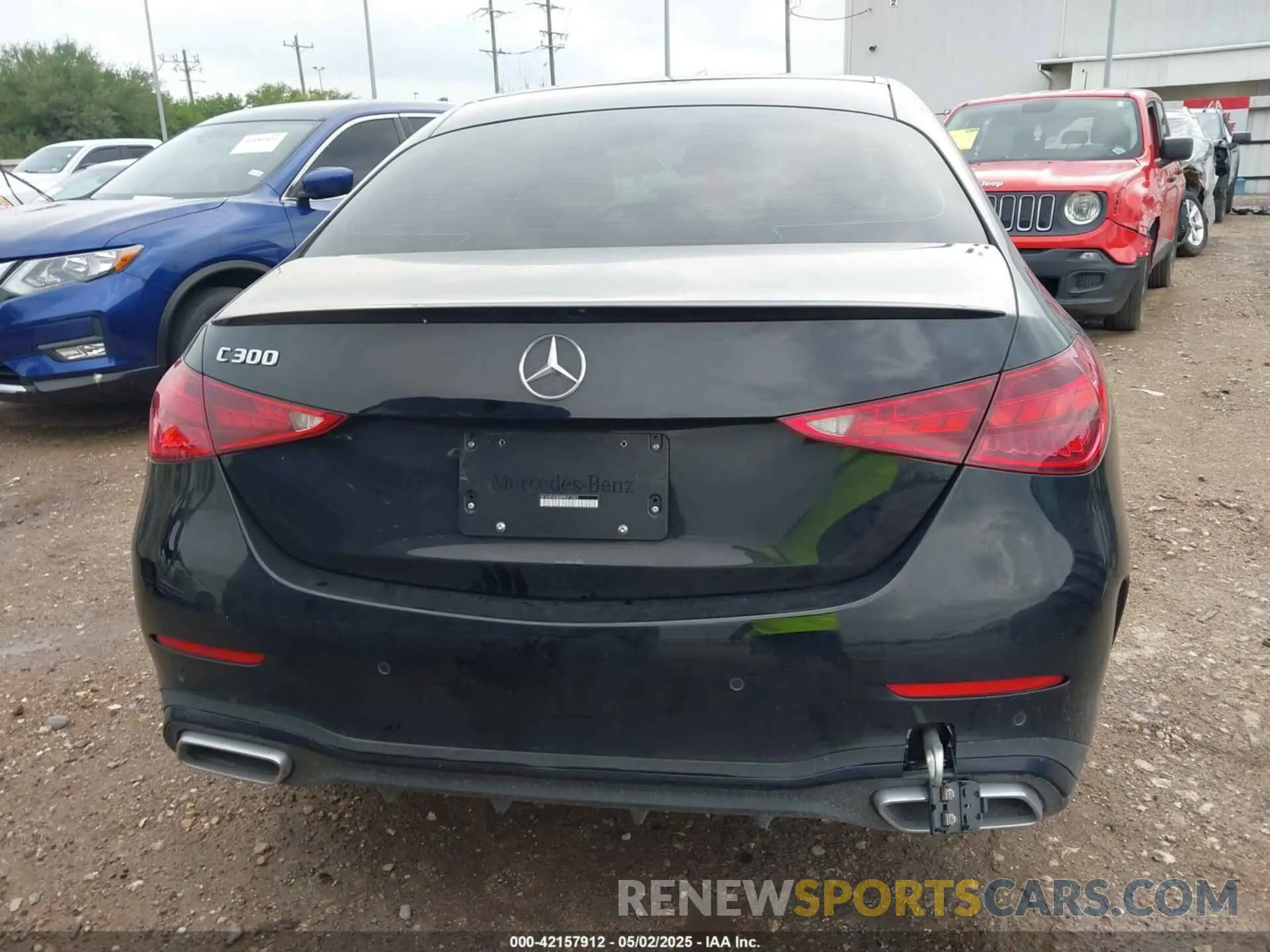 16 Photograph of a damaged car W1KAF4GB9PR071002 MERCEDES-BENZ C 300 2023