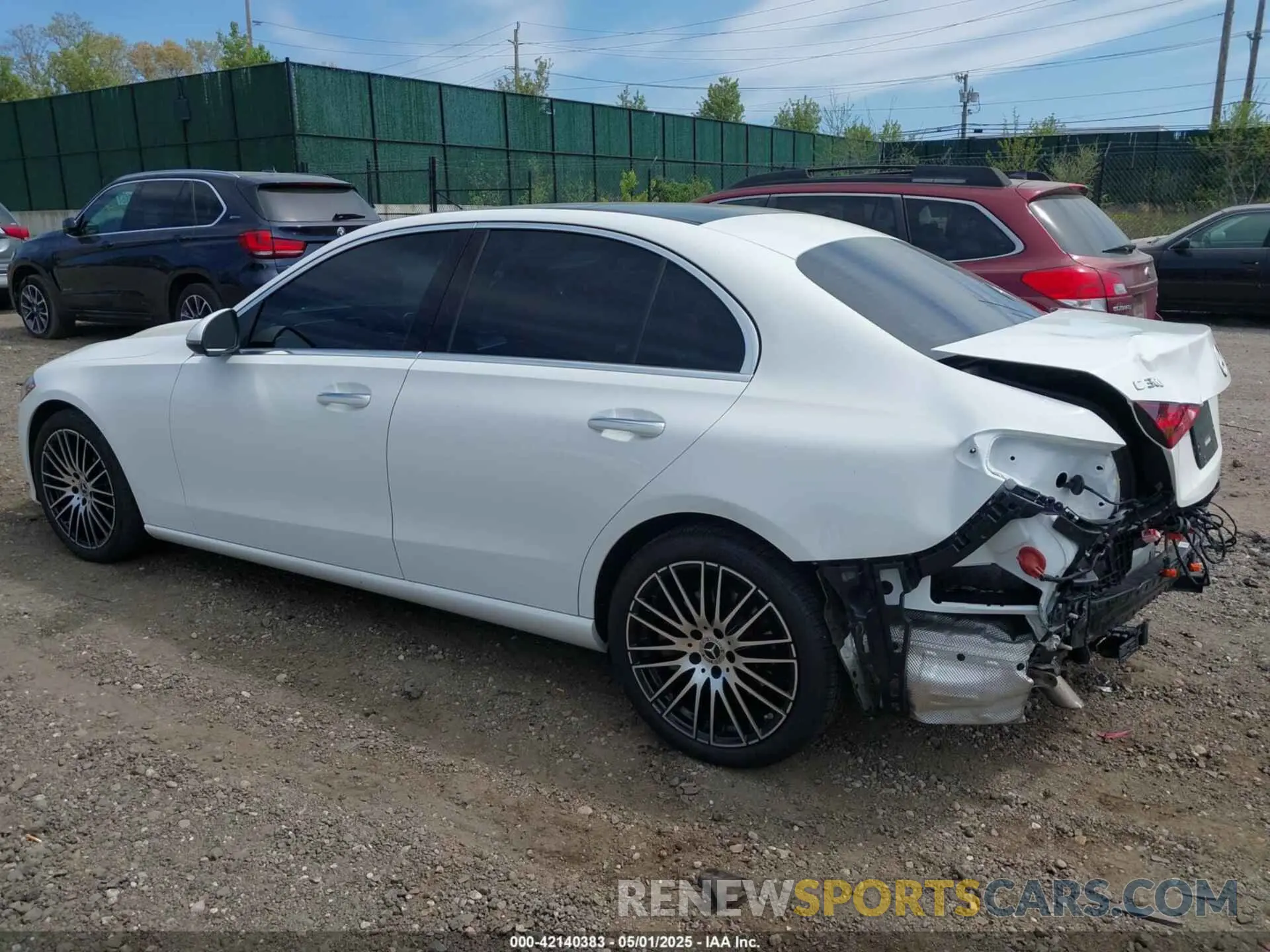 3 Photograph of a damaged car W1KAF4HB7PR148772 MERCEDES-BENZ C 300 2023