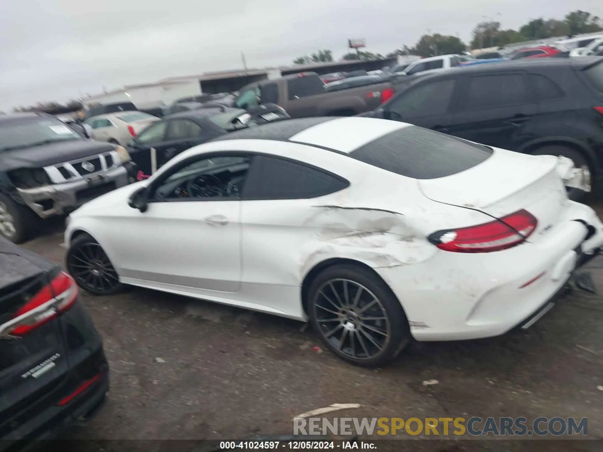 13 Photograph of a damaged car W1KWJ8EB5PG128631 MERCEDES-BENZ C 300 2023