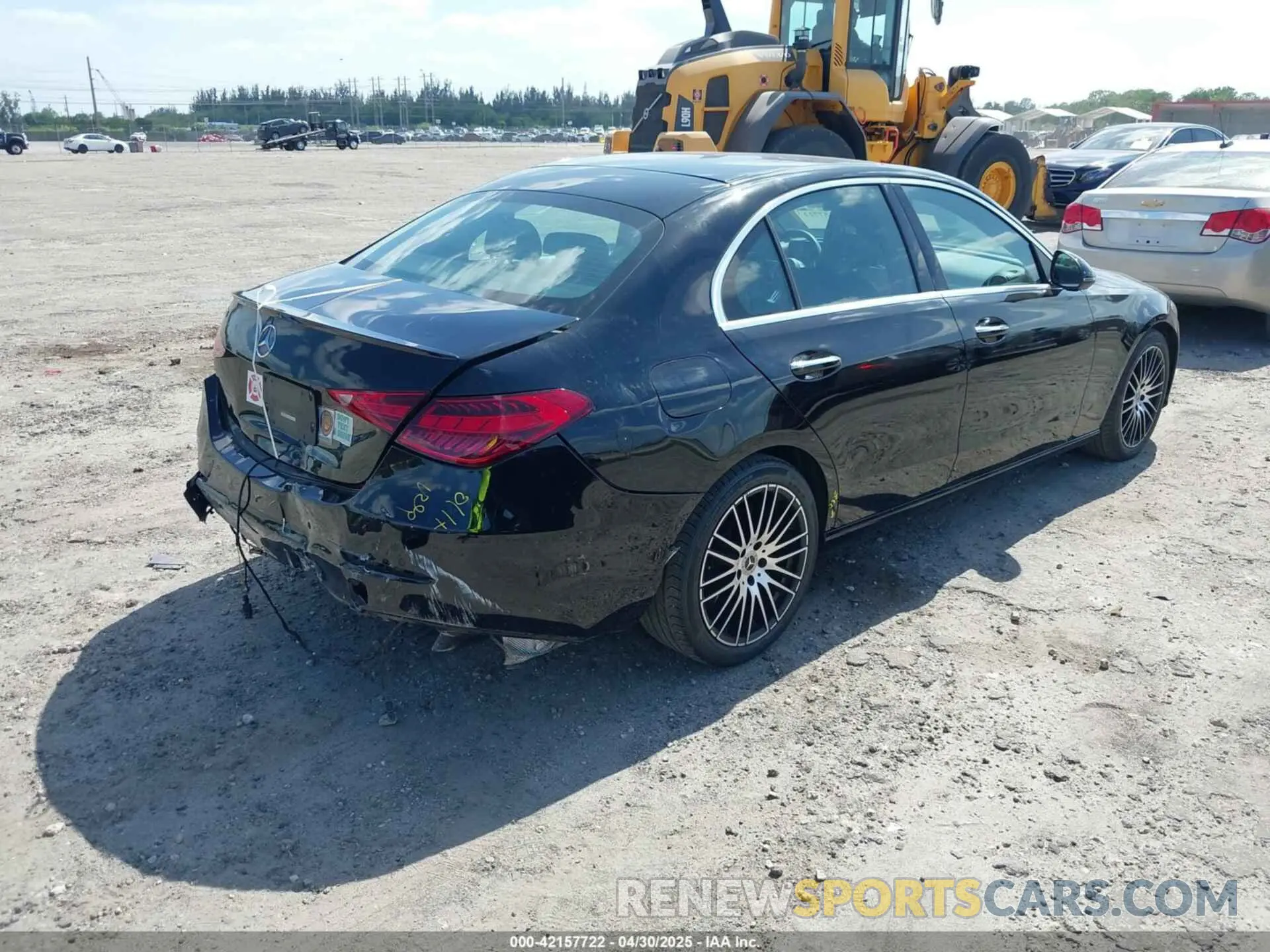 4 Photograph of a damaged car W1KAF4GB1RR211353 MERCEDES-BENZ C 300 2024