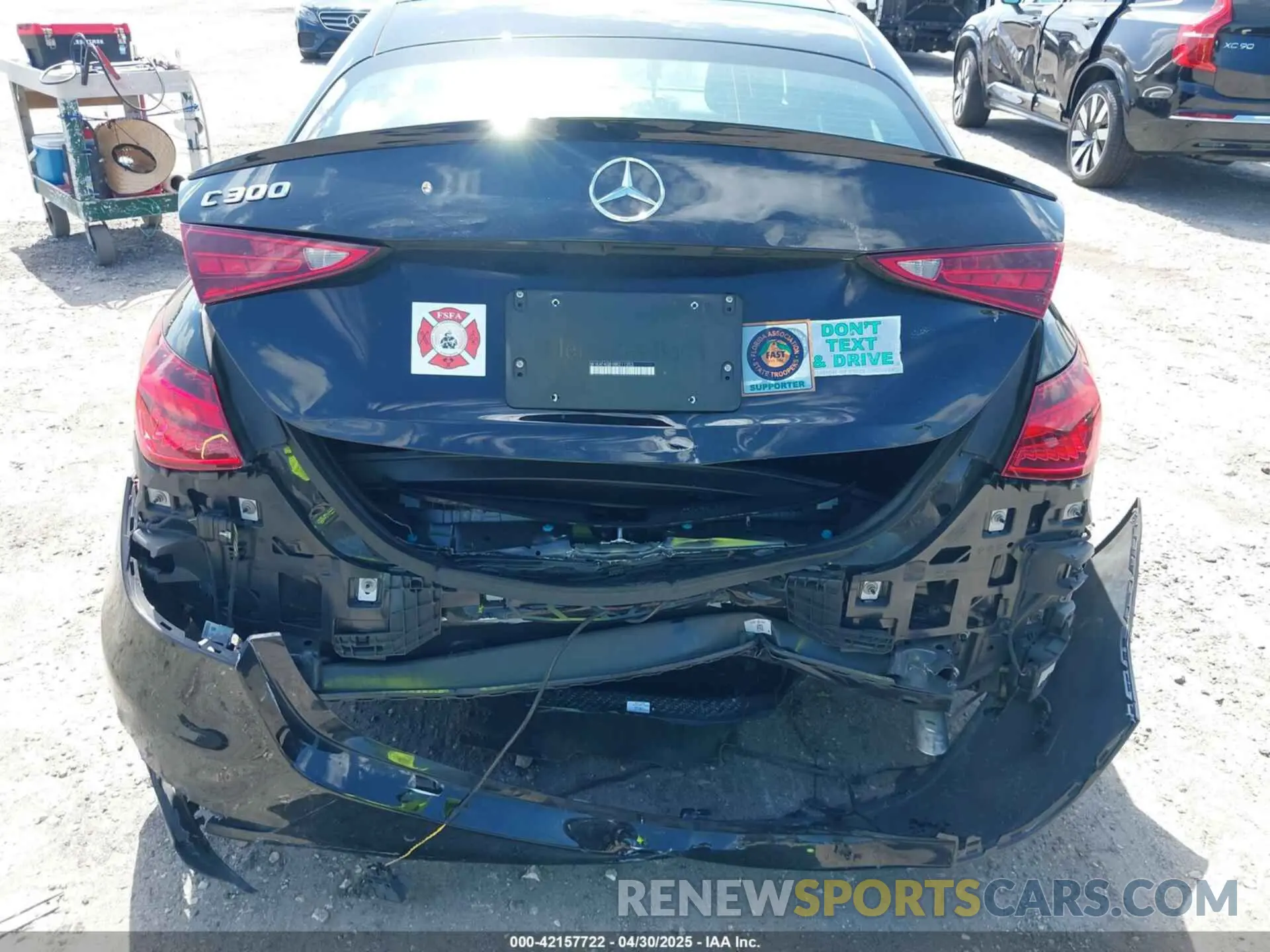 6 Photograph of a damaged car W1KAF4GB1RR211353 MERCEDES-BENZ C 300 2024