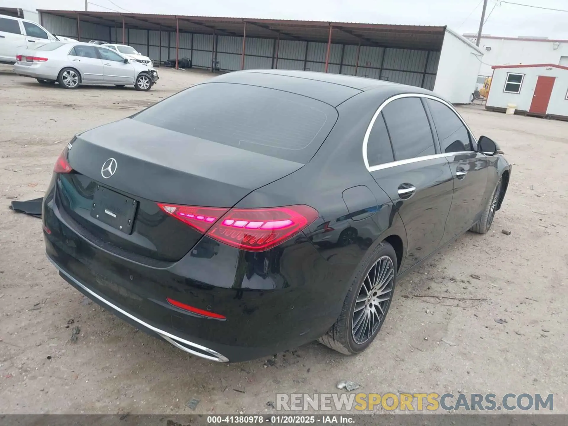 4 Фотография поврежденного автомобиля W1KAF4GB1RR227861 MERCEDES-BENZ C 300 2024