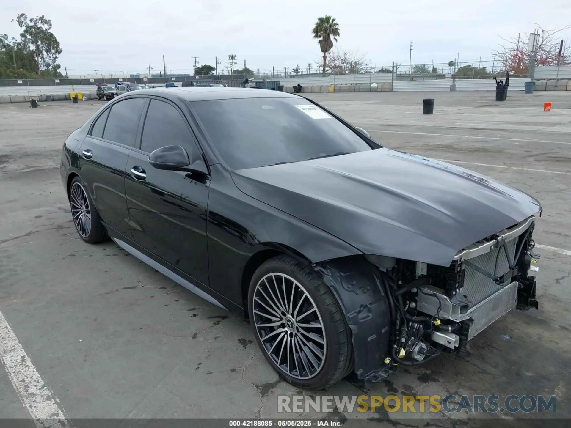 1 Фотография поврежденного автомобиля W1KAF4GB4RR209922 MERCEDES-BENZ C 300 2024