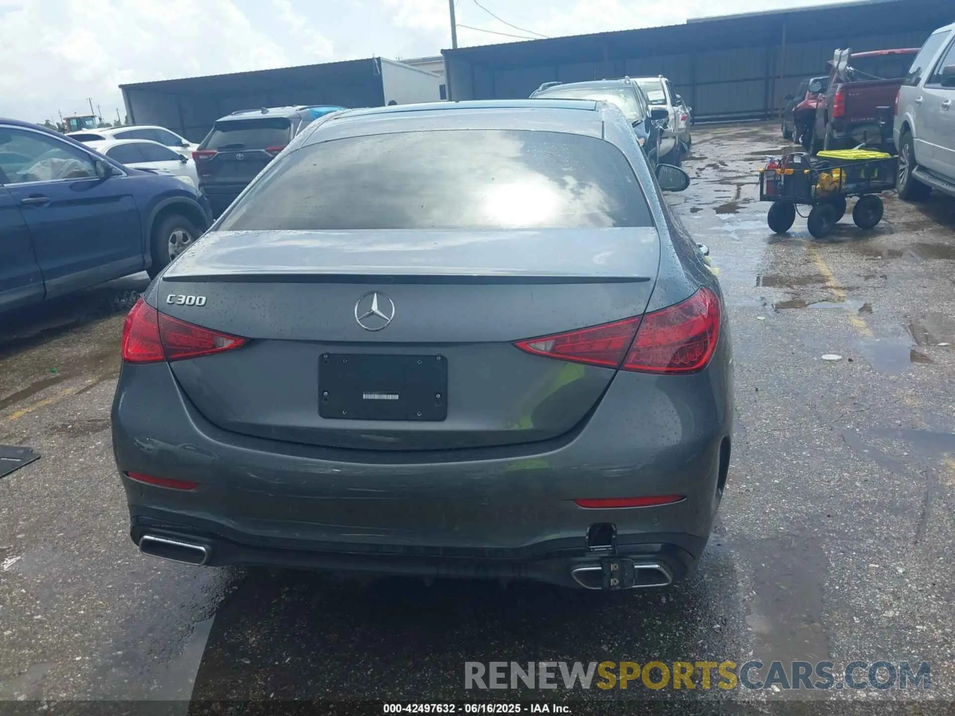 15 Photograph of a damaged car W1KAF4GB6RR233414 MERCEDES-BENZ C 300 2024