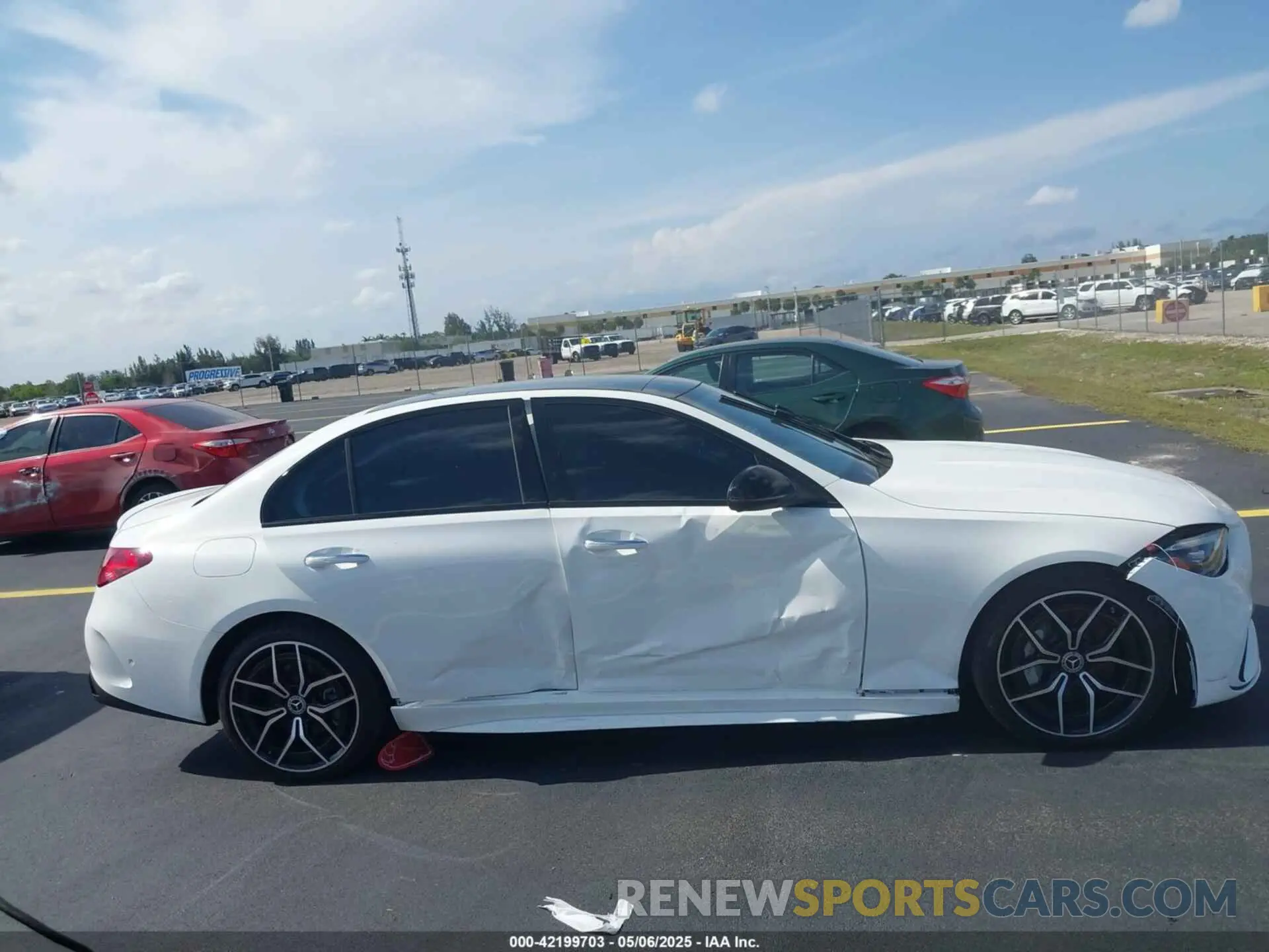 6 Photograph of a damaged car W1KAF4GB8RR226660 MERCEDES-BENZ C 300 2024