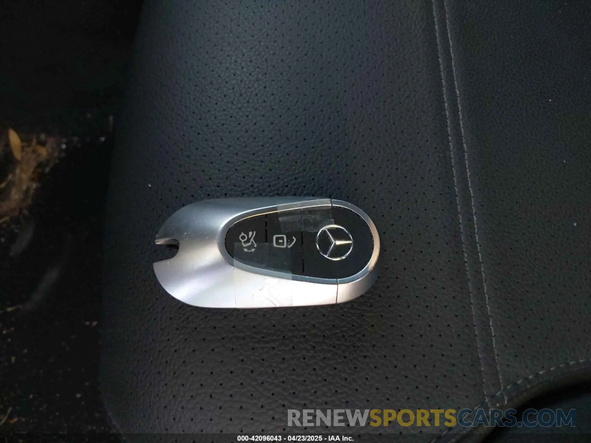 11 Photograph of a damaged car W1KAF4GB9RR182166 MERCEDES-BENZ C 300 2024