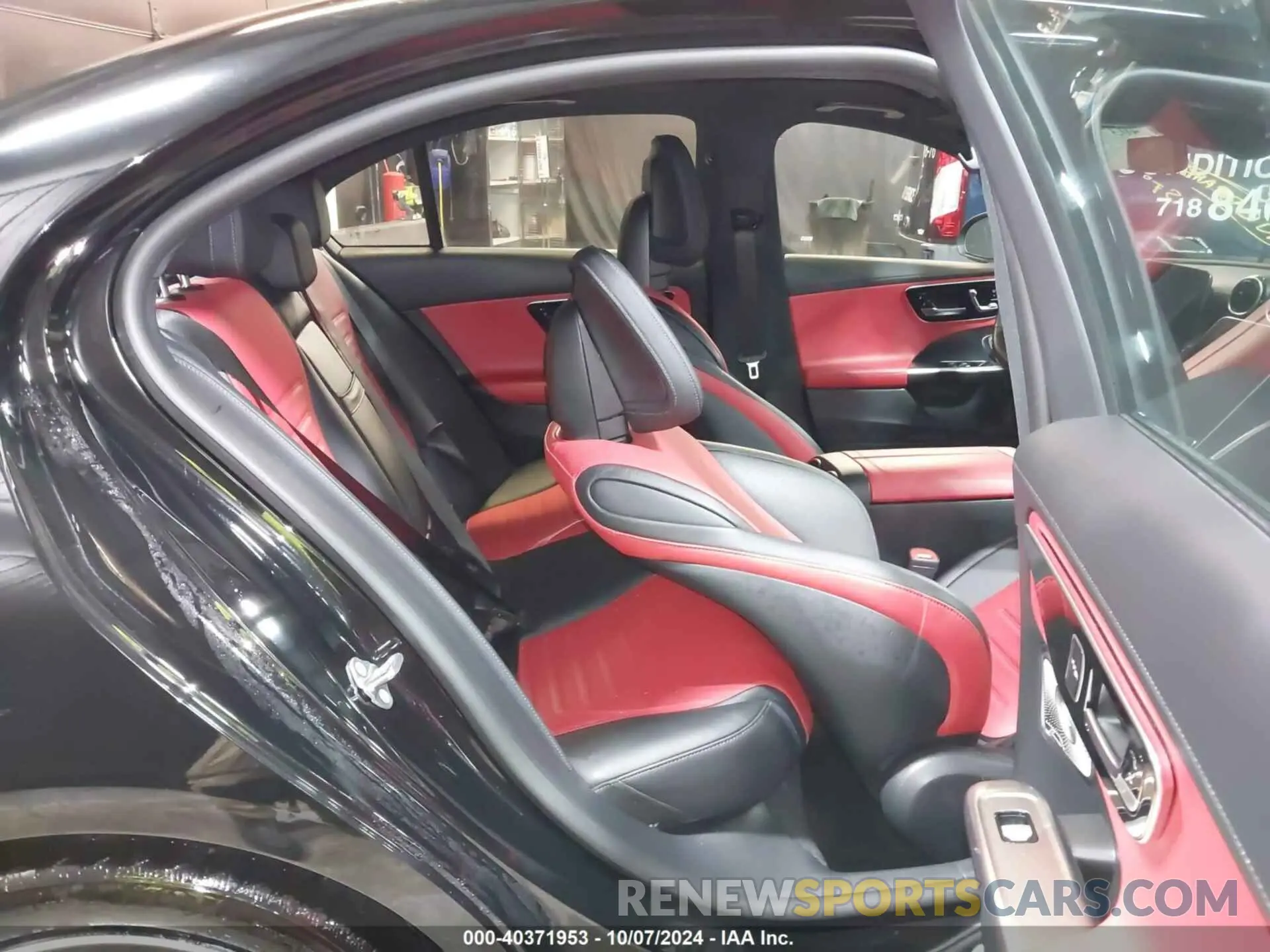 8 Photograph of a damaged car W1KAF4HBXRR164077 MERCEDES-BENZ C 300 2024