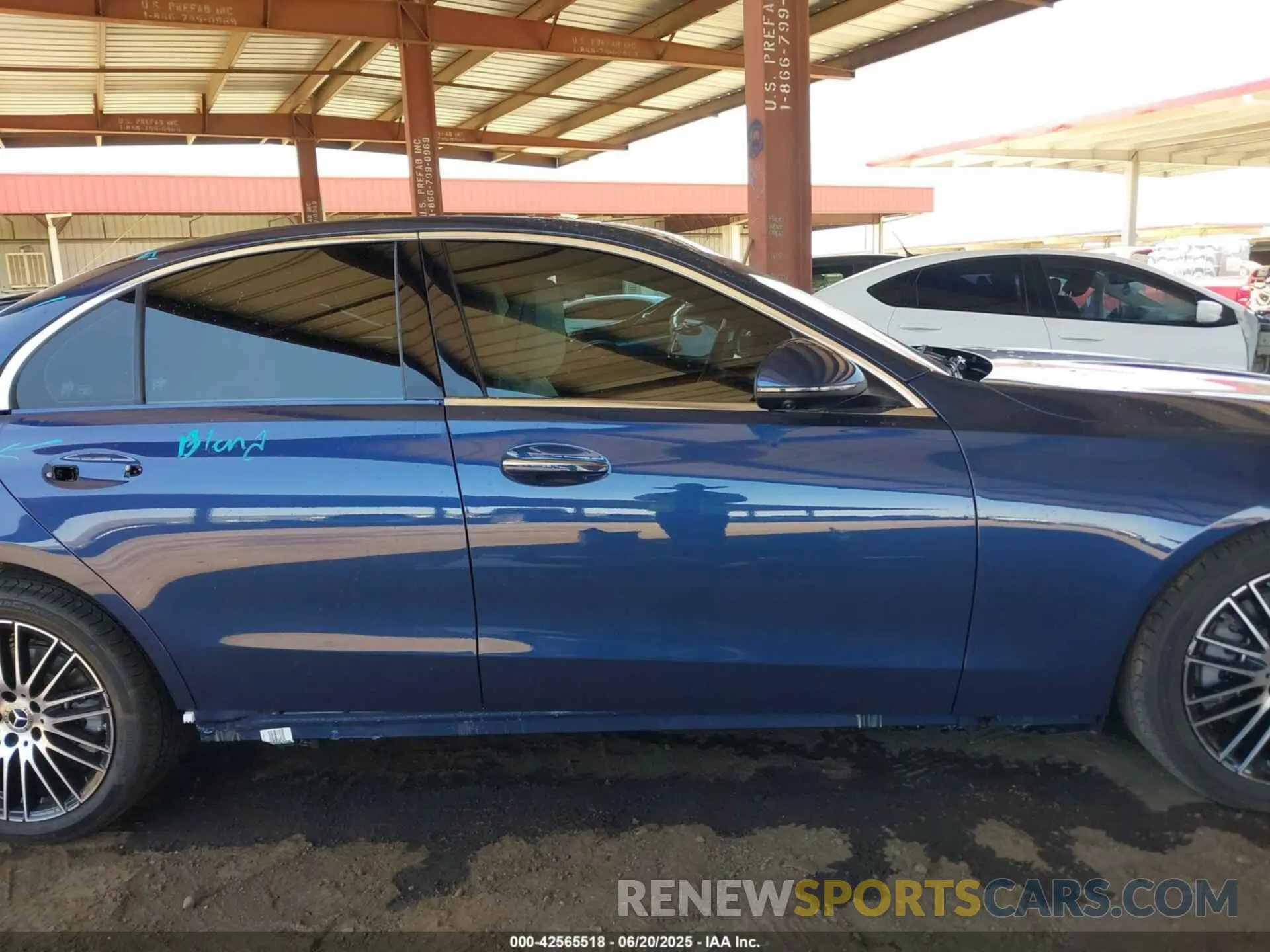 14 Photograph of a damaged car W1KAF4GB3SR257529 MERCEDES-BENZ C 300 2025