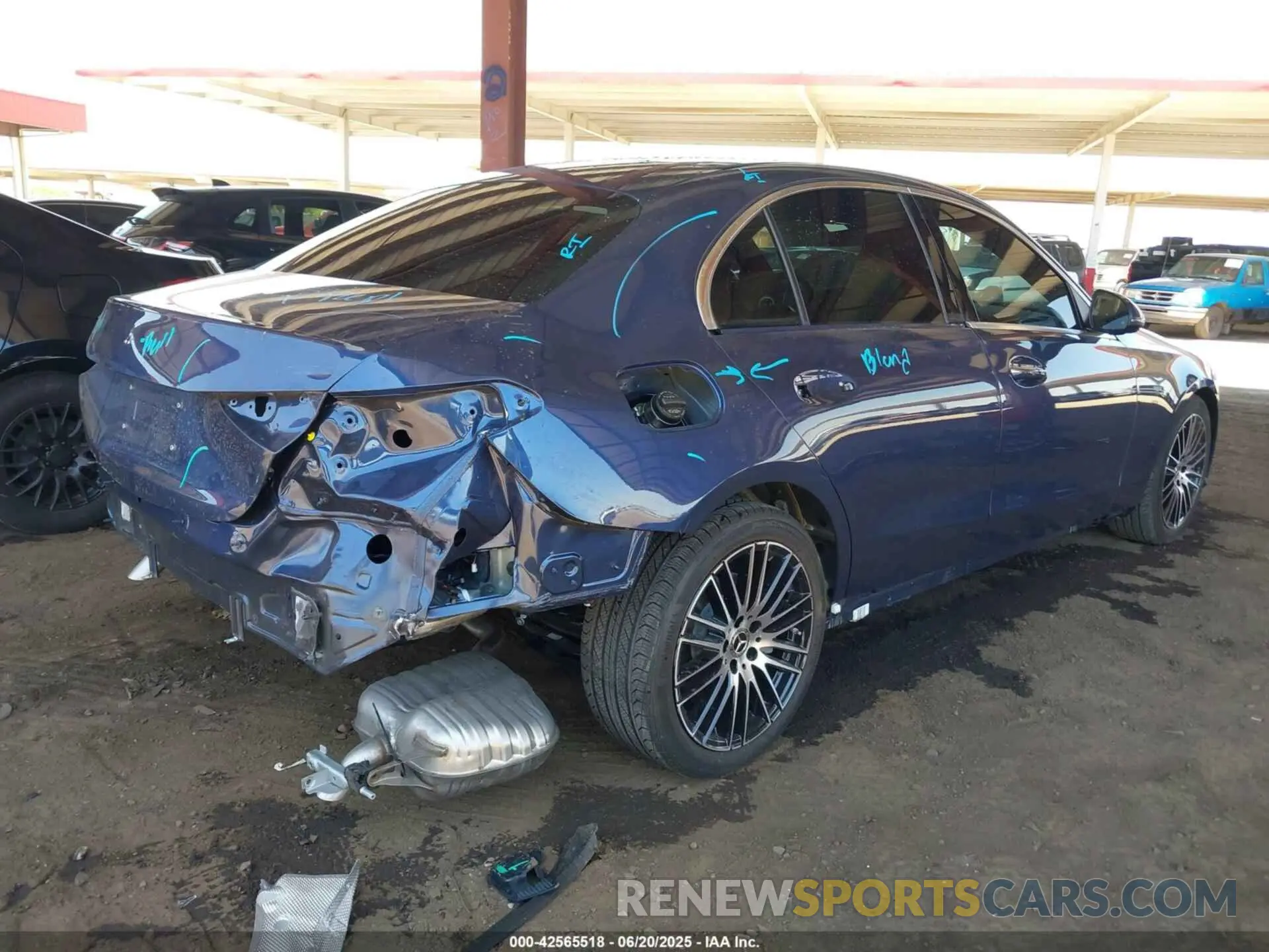 4 Photograph of a damaged car W1KAF4GB3SR257529 MERCEDES-BENZ C 300 2025