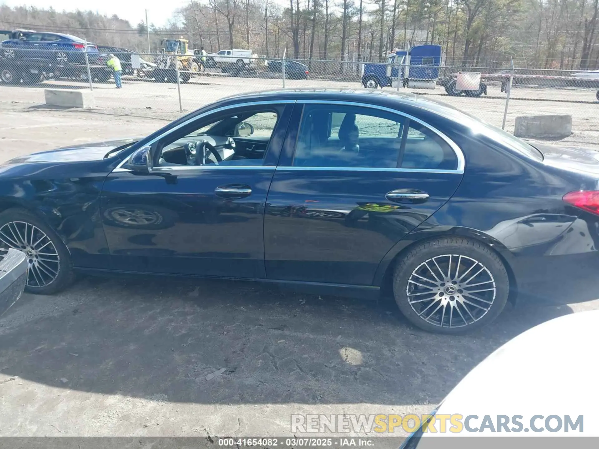 14 Фотография поврежденного автомобиля W1KAF4HB5SR241590 MERCEDES-BENZ C 300 2025