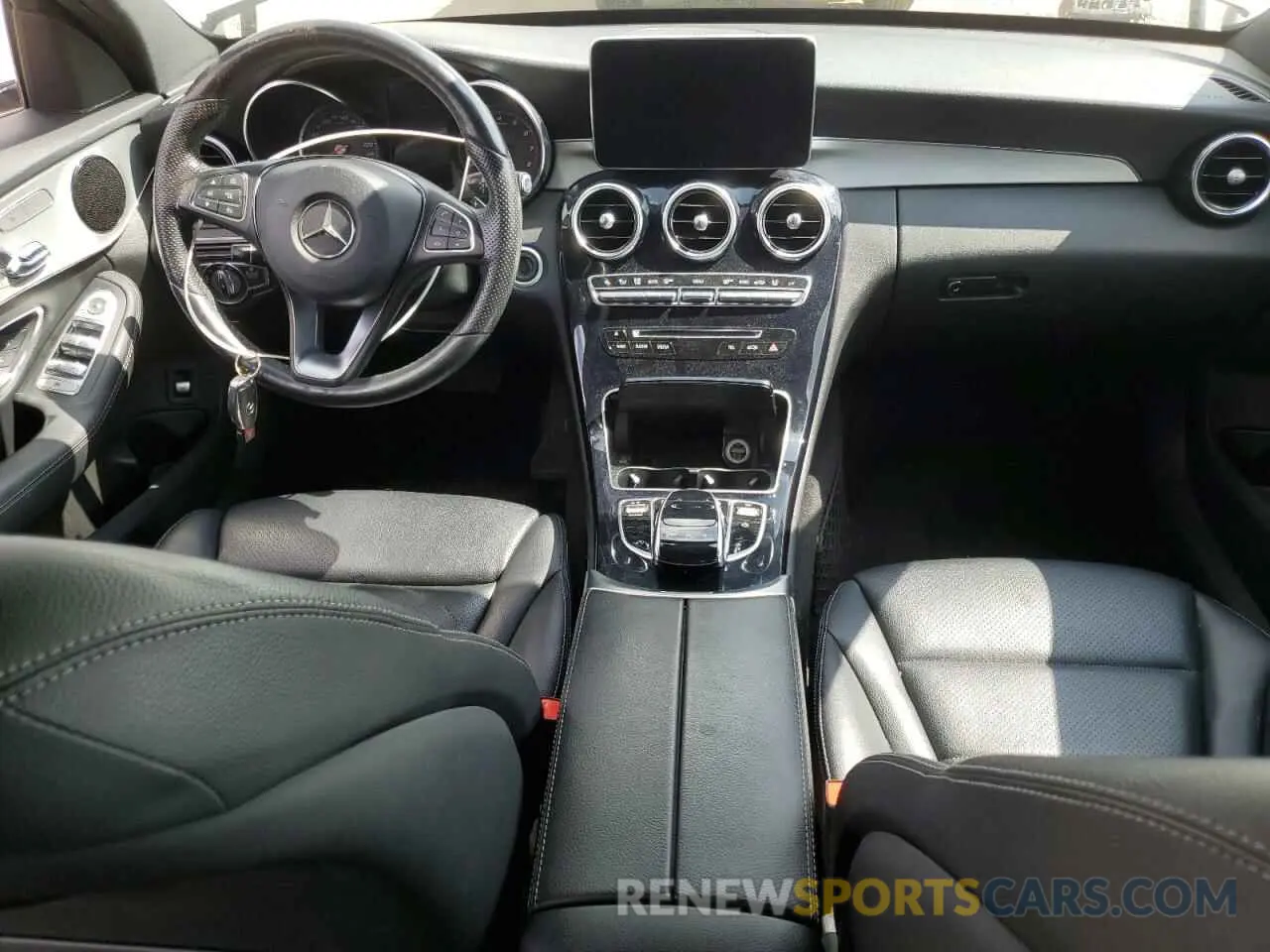 8 Photograph of a damaged car 55SWF4KB9HU215127 MERCEDES-BENZ C-CLASS 2017