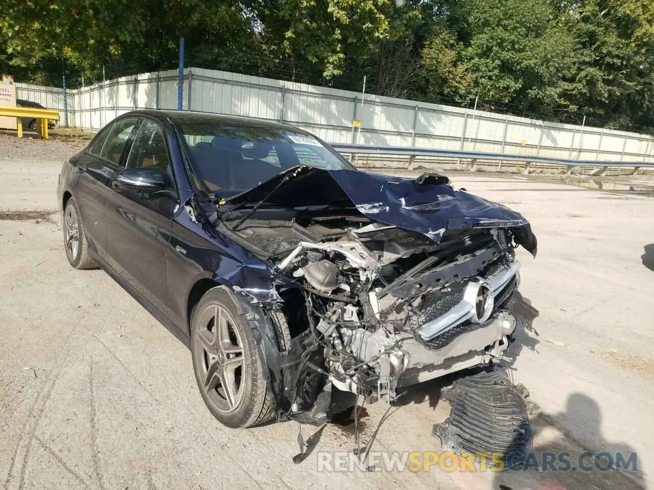 1 Фотография поврежденного автомобиля 55SWF6EB1KU290158 MERCEDES-BENZ C-CLASS 2019