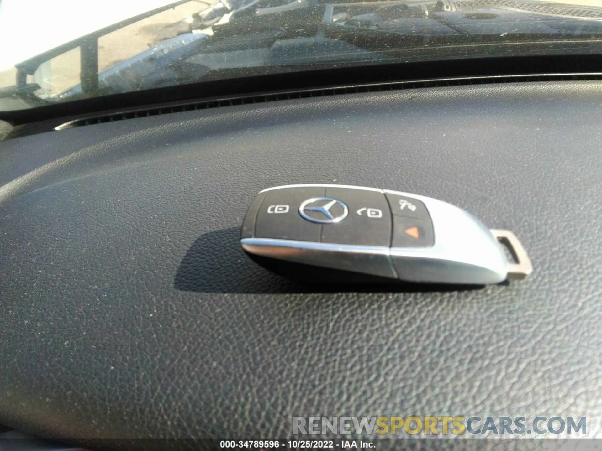 11 Фотография поврежденного автомобиля 55SWF8DB0KU284929 MERCEDES-BENZ C-CLASS 2019