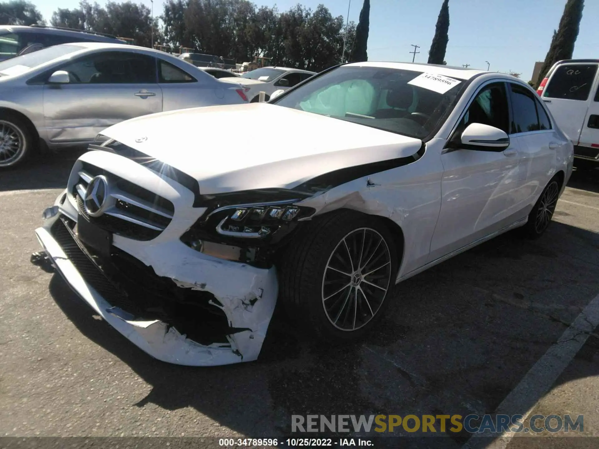 2 Фотография поврежденного автомобиля 55SWF8DB0KU284929 MERCEDES-BENZ C-CLASS 2019