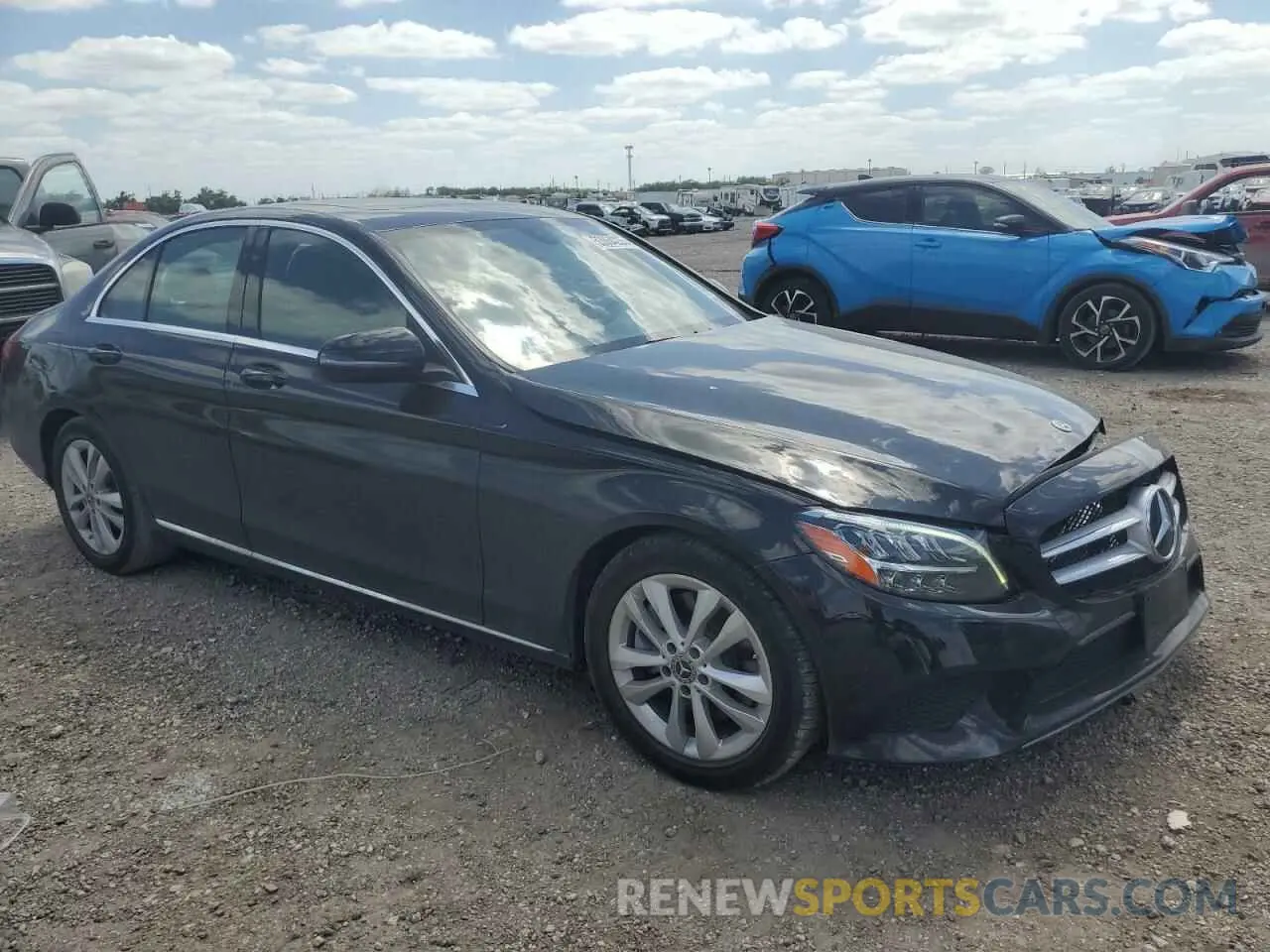4 Photograph of a damaged car 55SWF8DB0KU317265 MERCEDES-BENZ C-CLASS 2019