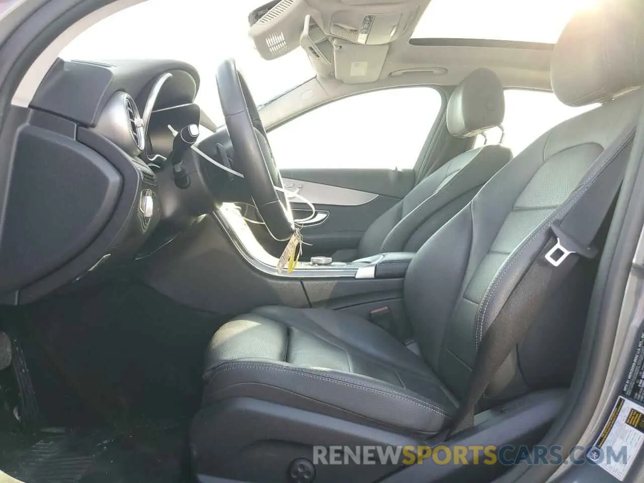 7 Photograph of a damaged car 55SWF8DB0KU319419 MERCEDES-BENZ C-CLASS 2019