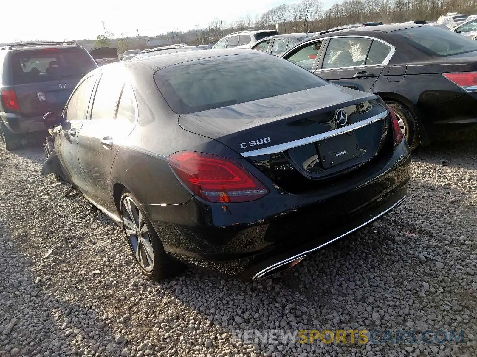 3 Photograph of a damaged car 55SWF8DB1KU302810 MERCEDES-BENZ C CLASS 2019
