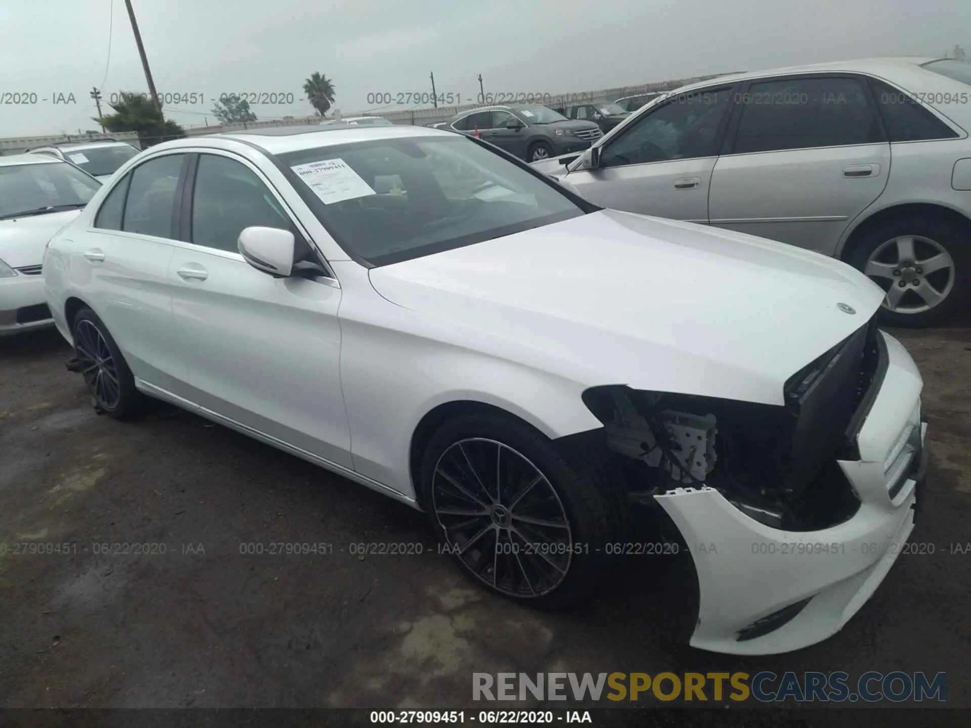 1 Photograph of a damaged car 55SWF8DB1KU315427 MERCEDES-BENZ C-CLASS 2019