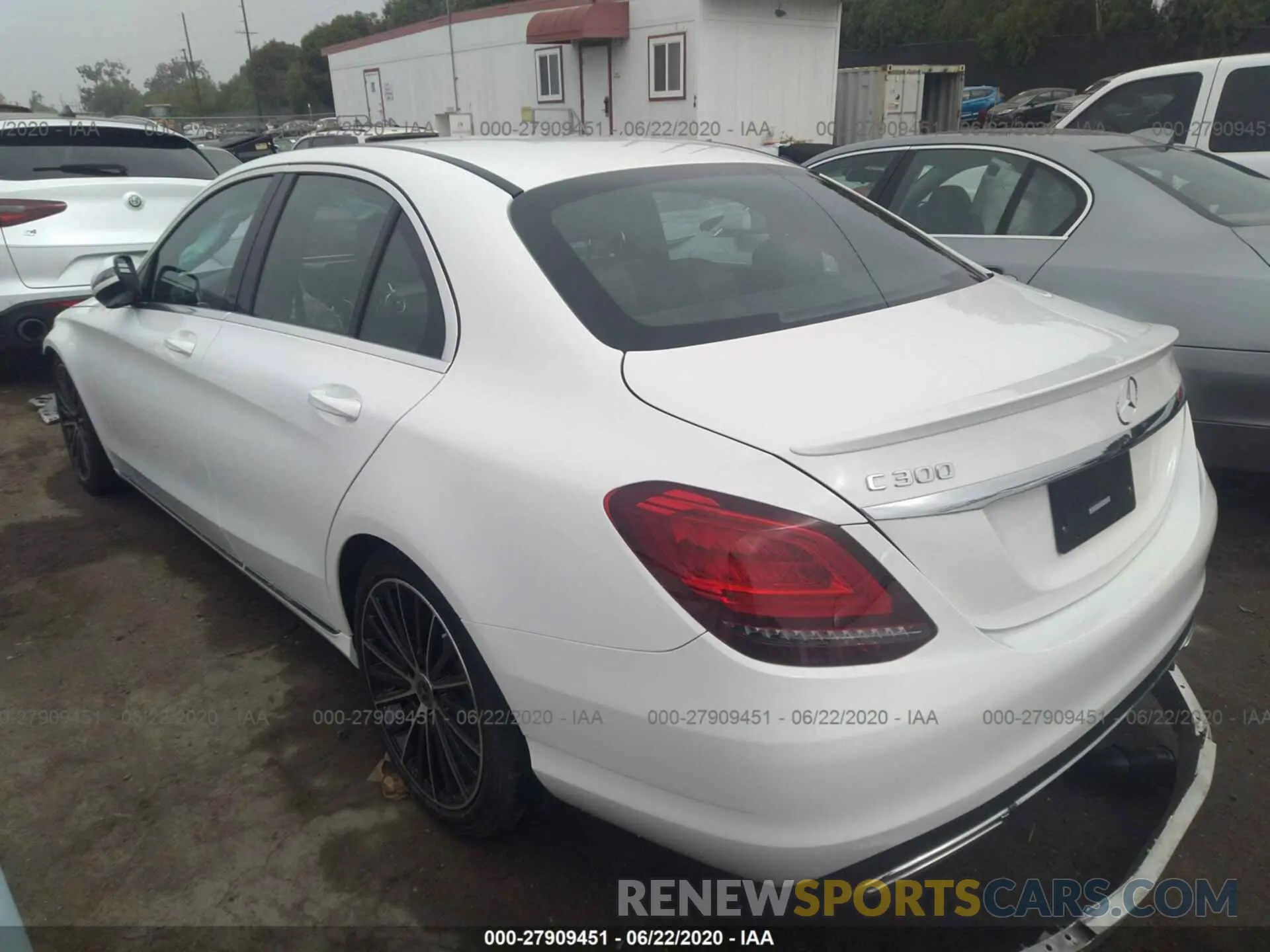 3 Photograph of a damaged car 55SWF8DB1KU315427 MERCEDES-BENZ C-CLASS 2019
