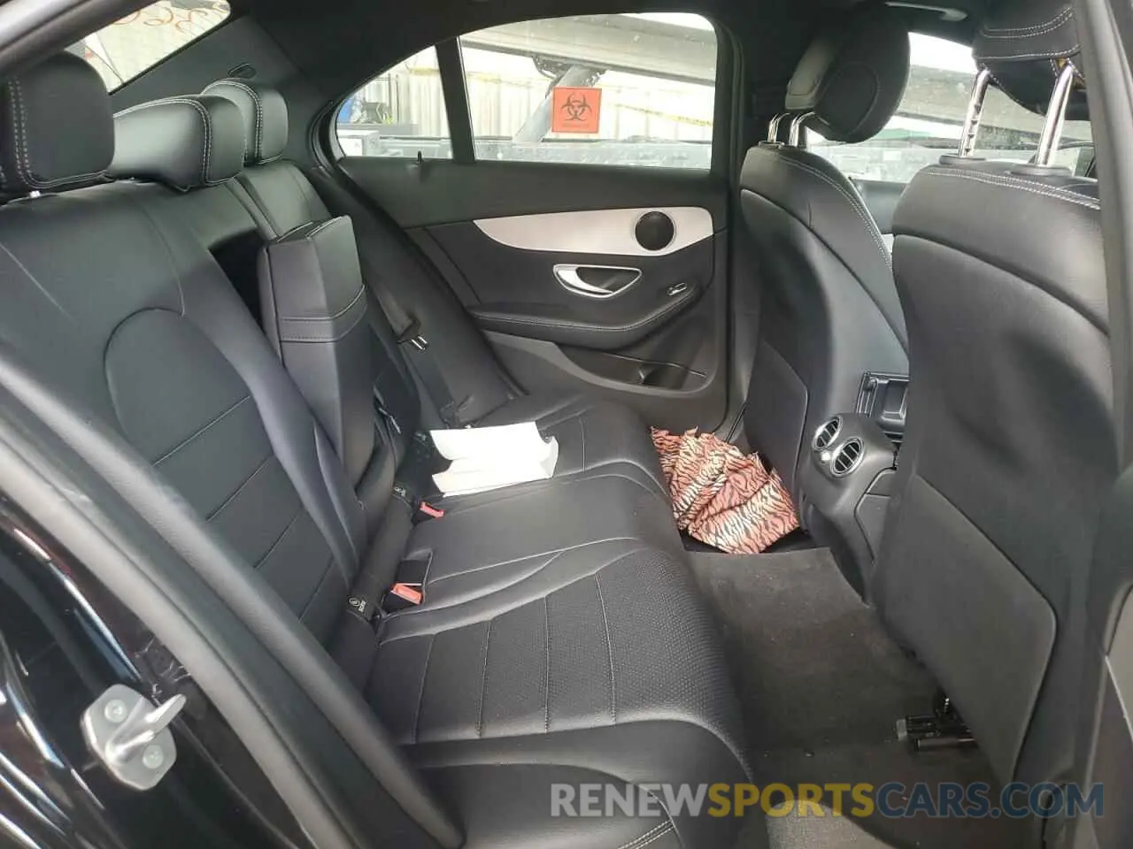 10 Photograph of a damaged car 55SWF8DB2KU321995 MERCEDES-BENZ C-CLASS 2019