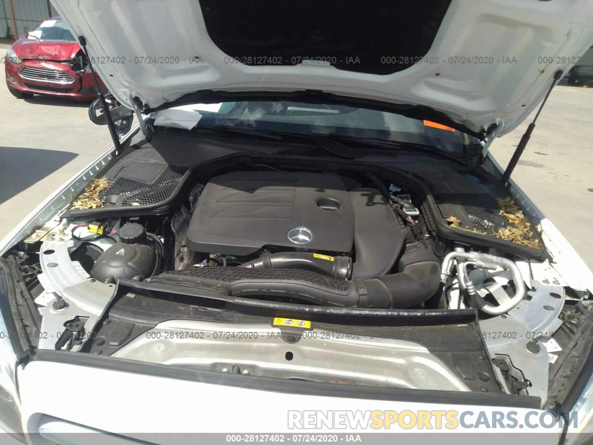 10 Photograph of a damaged car 55SWF8DB3KU322525 MERCEDES-BENZ C-CLASS 2019