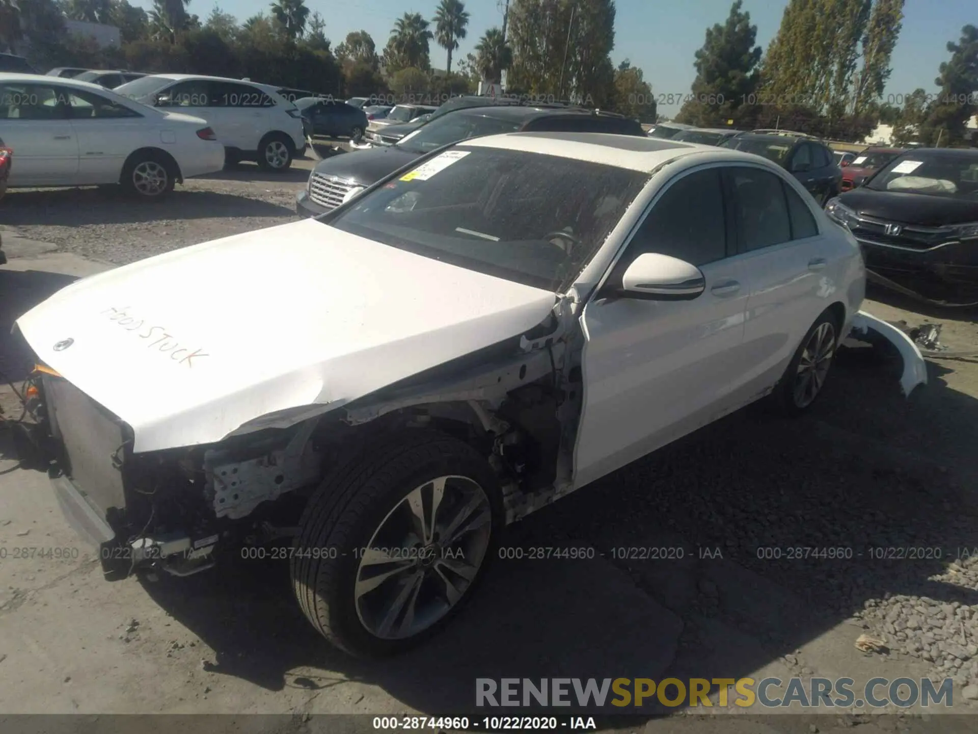 2 Photograph of a damaged car 55SWF8DB4KU300517 MERCEDES-BENZ C-CLASS 2019