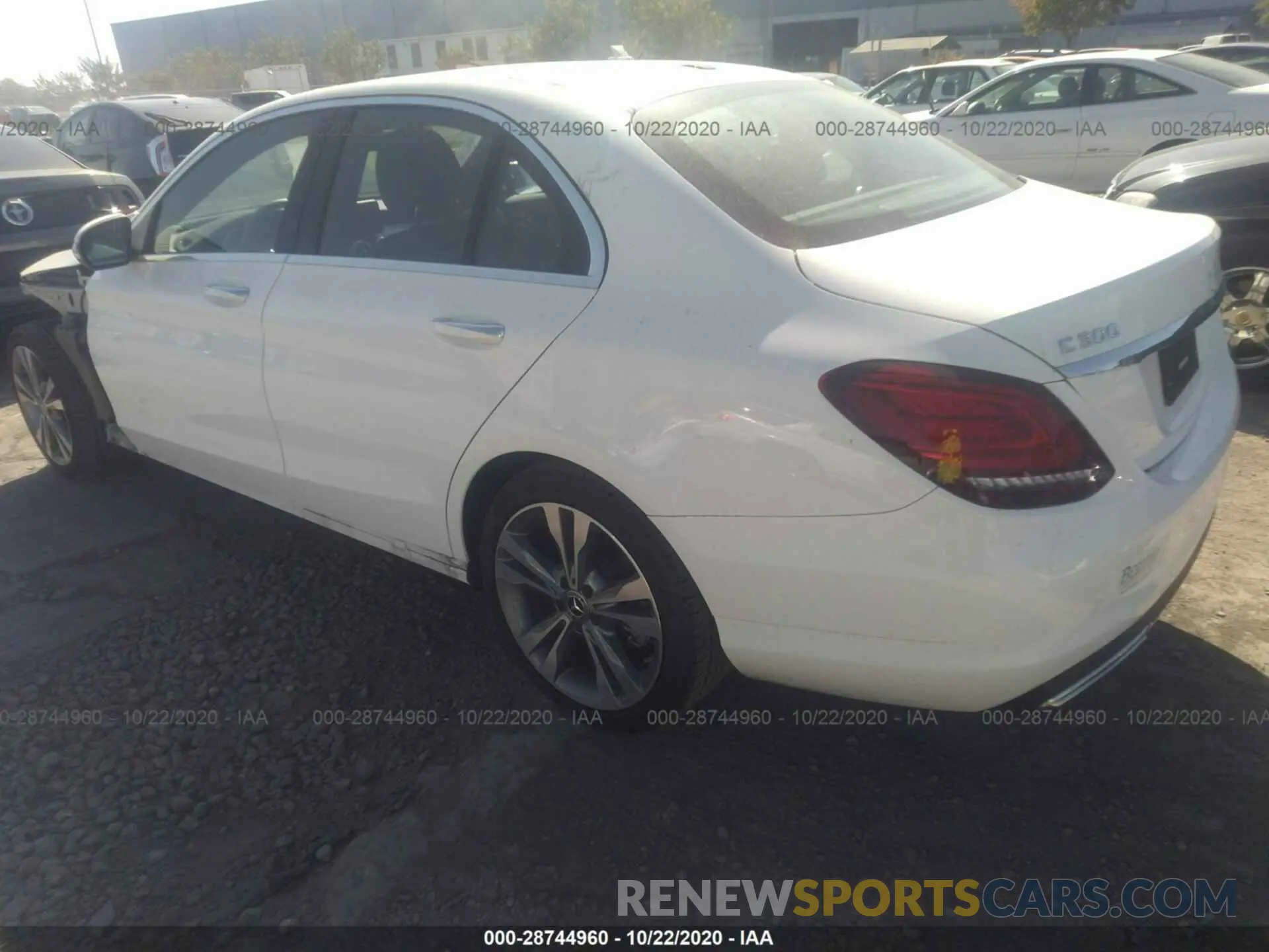 3 Photograph of a damaged car 55SWF8DB4KU300517 MERCEDES-BENZ C-CLASS 2019