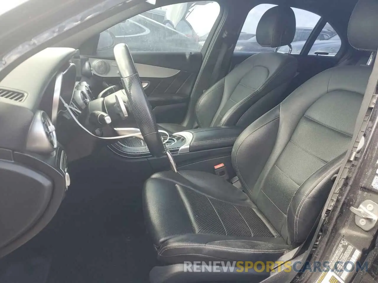 7 Photograph of a damaged car 55SWF8DB4KU303756 MERCEDES-BENZ C-CLASS 2019