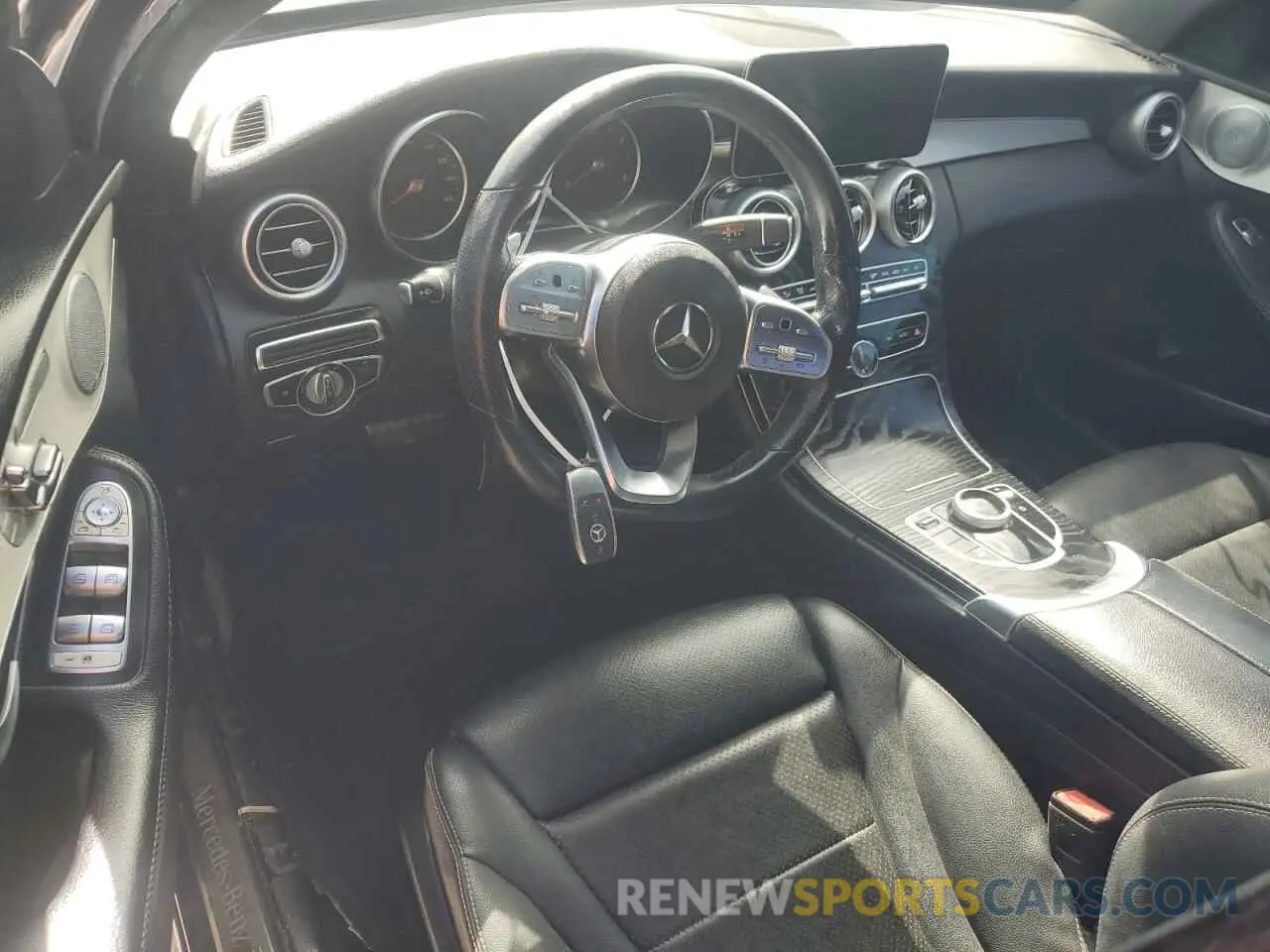 8 Photograph of a damaged car 55SWF8DB4KU303756 MERCEDES-BENZ C-CLASS 2019