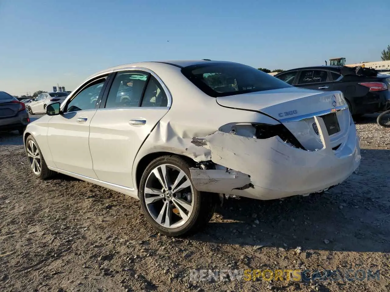 2 Фотография поврежденного автомобиля 55SWF8DB8KU309138 MERCEDES-BENZ C-CLASS 2019