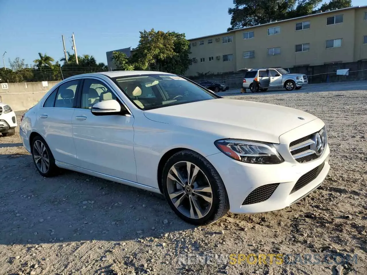 4 Фотография поврежденного автомобиля 55SWF8DB8KU309138 MERCEDES-BENZ C-CLASS 2019
