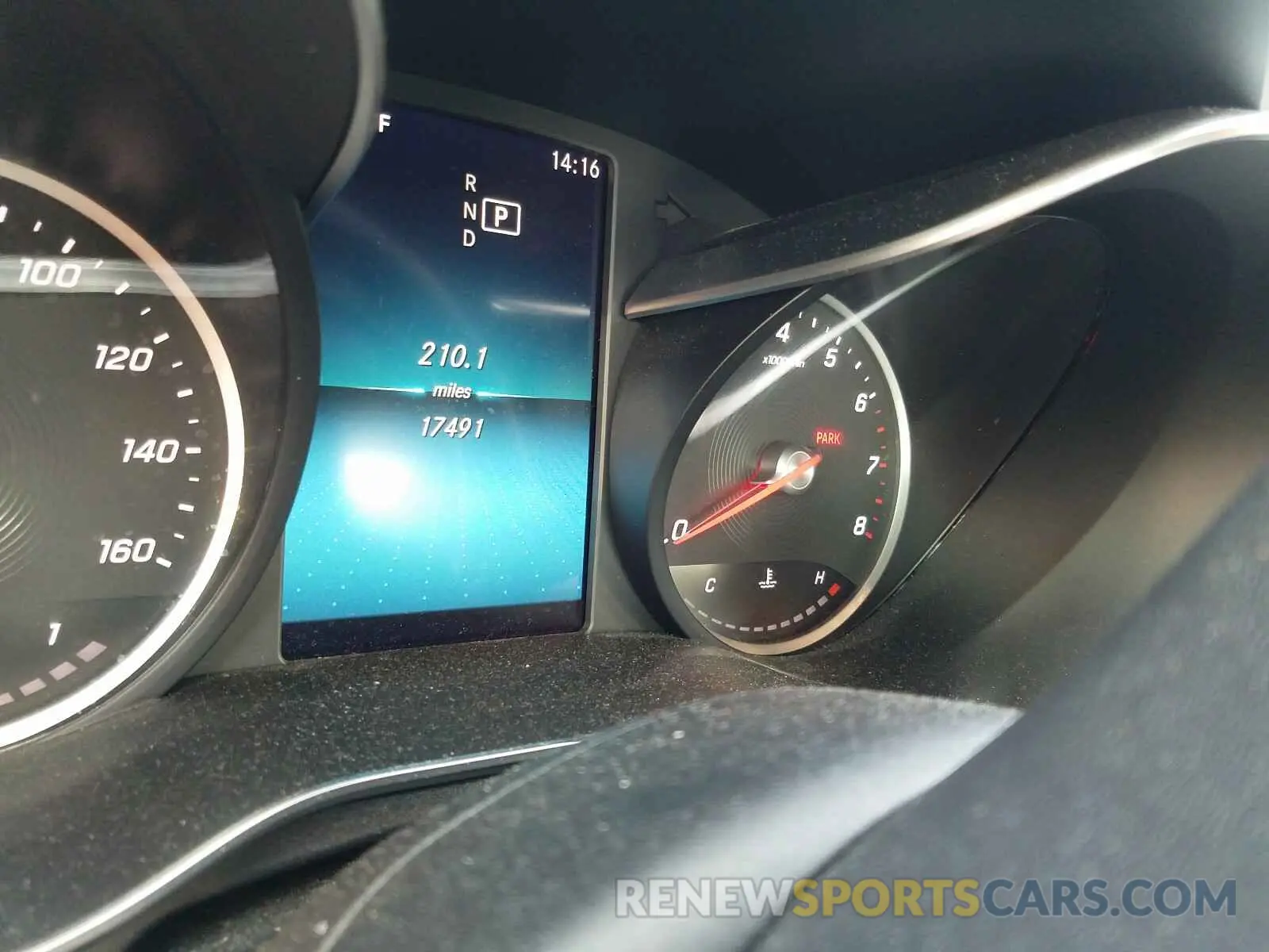8 Photograph of a damaged car 55SWF8DB9KU287148 MERCEDES-BENZ C CLASS 2019