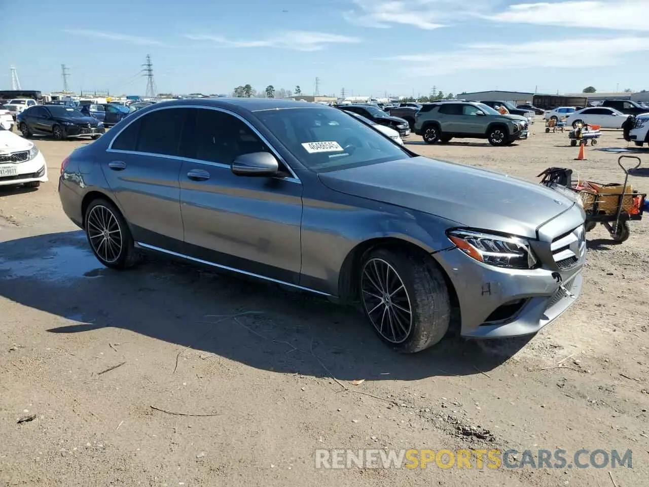 4 Фотография поврежденного автомобиля 55SWF8DB9KU301551 MERCEDES-BENZ C-CLASS 2019