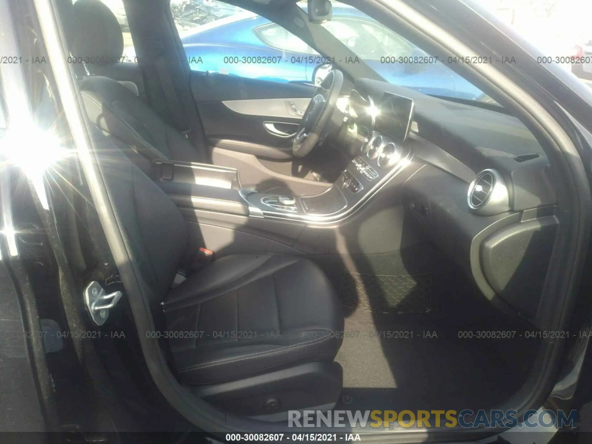 5 Photograph of a damaged car 55SWF8DB9KU313666 MERCEDES-BENZ C-CLASS 2019