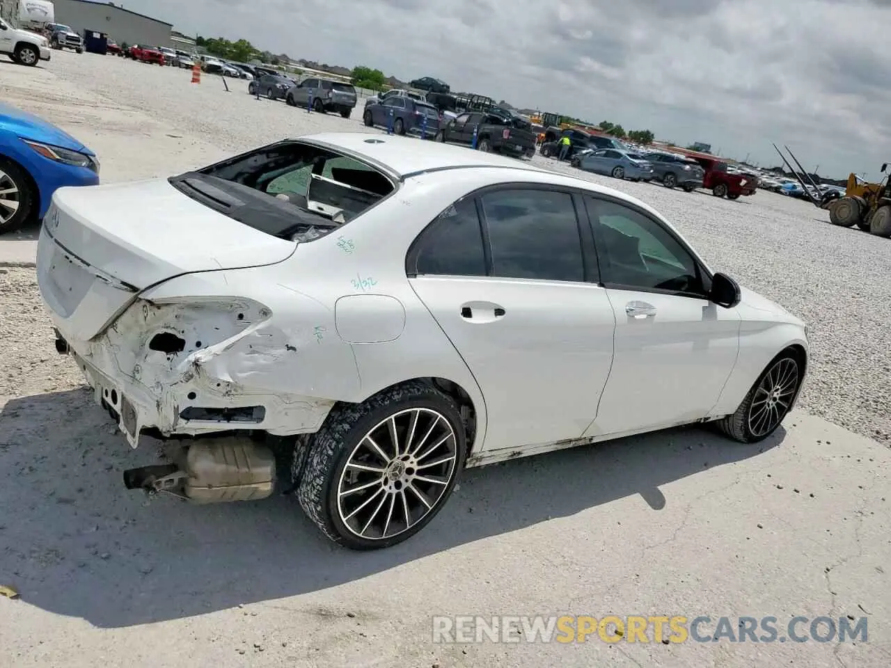 3 Фотография поврежденного автомобиля 55SWF8DBXKU310789 MERCEDES-BENZ C-CLASS 2019