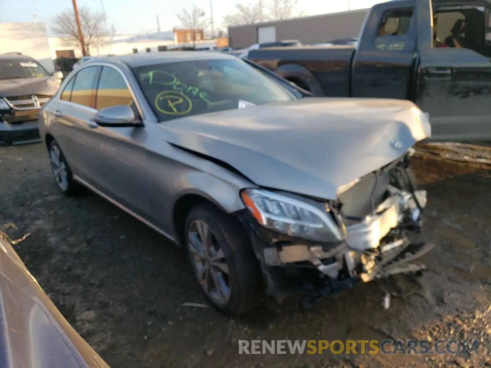 1 Photograph of a damaged car 55SWF8EB0KU317684 MERCEDES-BENZ C CLASS 2019