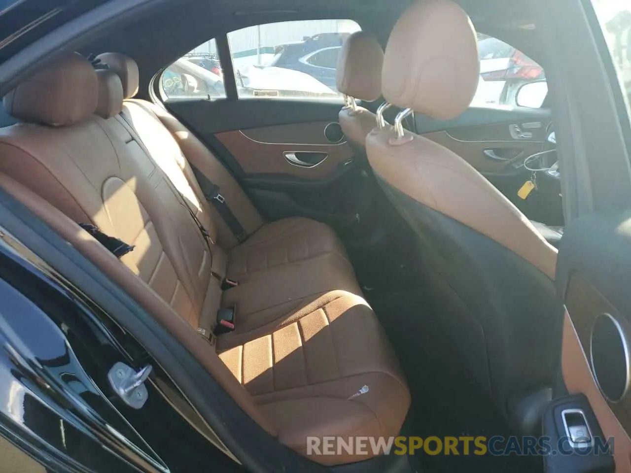 10 Фотография поврежденного автомобиля 55SWF8EB1KU283402 MERCEDES-BENZ C-CLASS 2019