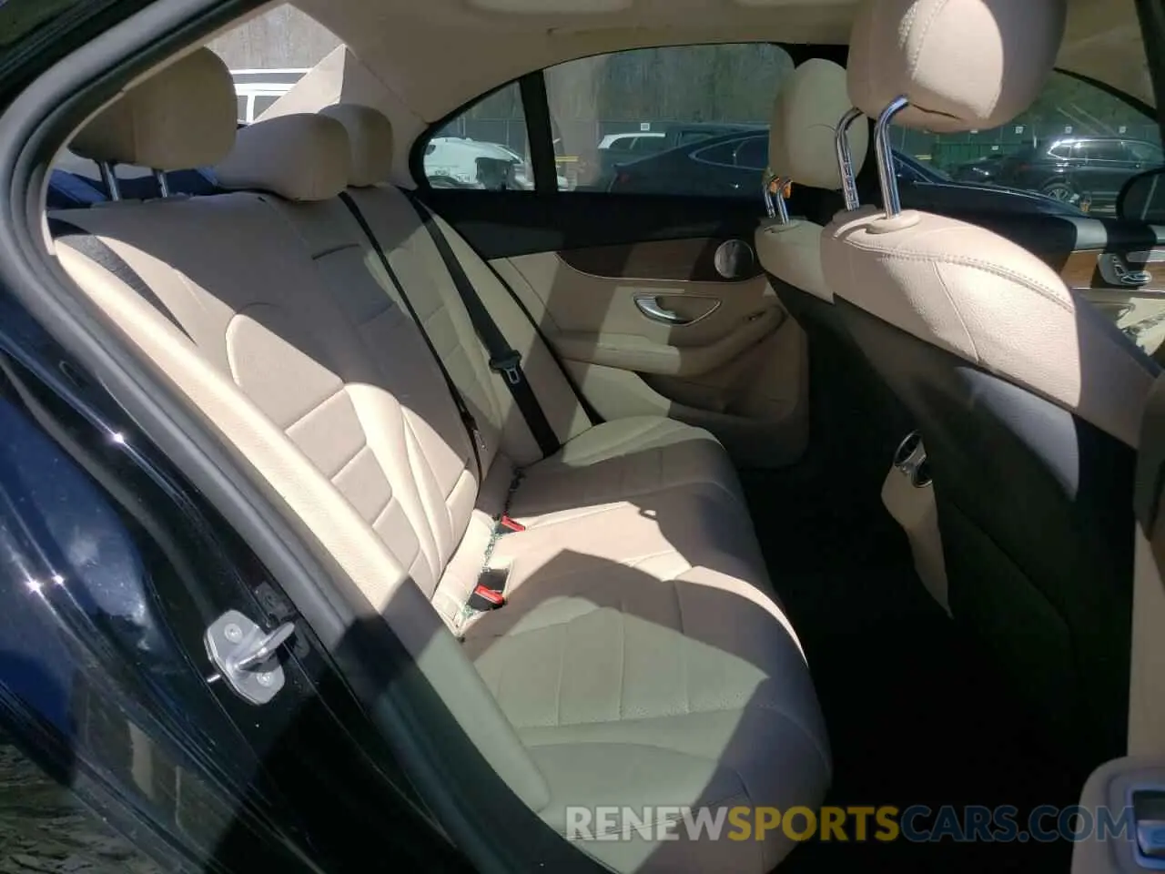 10 Фотография поврежденного автомобиля 55SWF8EB1KU285750 MERCEDES-BENZ C-CLASS 2019