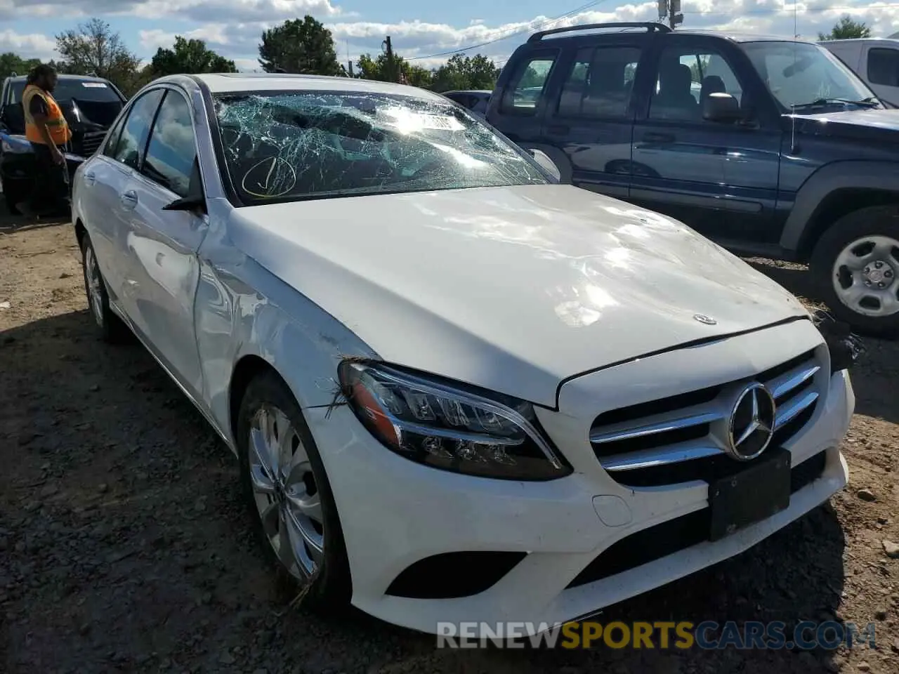 1 Photograph of a damaged car 55SWF8EB1KU306130 MERCEDES-BENZ C-CLASS 2019