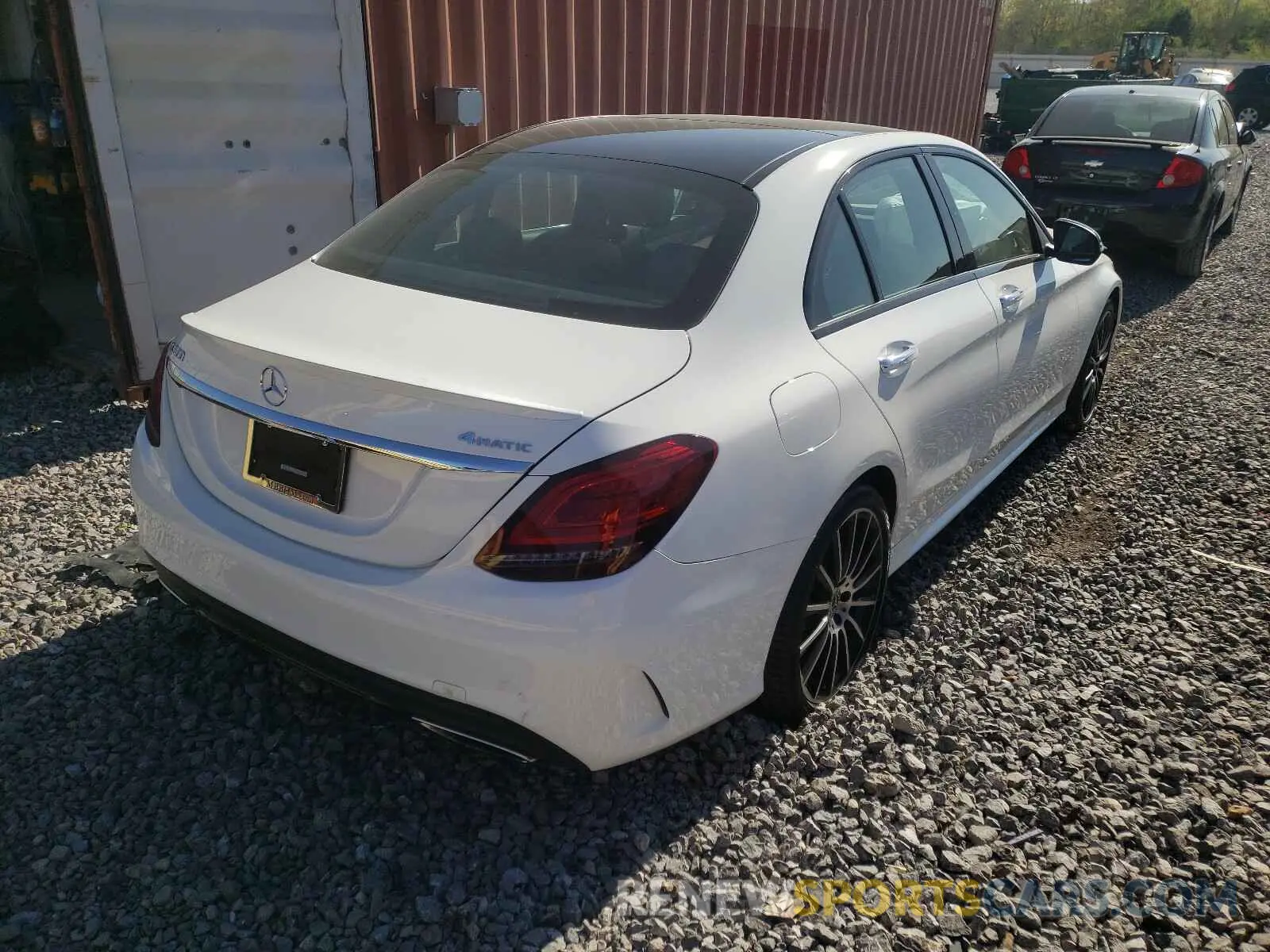 4 Photograph of a damaged car 55SWF8EB1KU319718 MERCEDES-BENZ C CLASS 2019