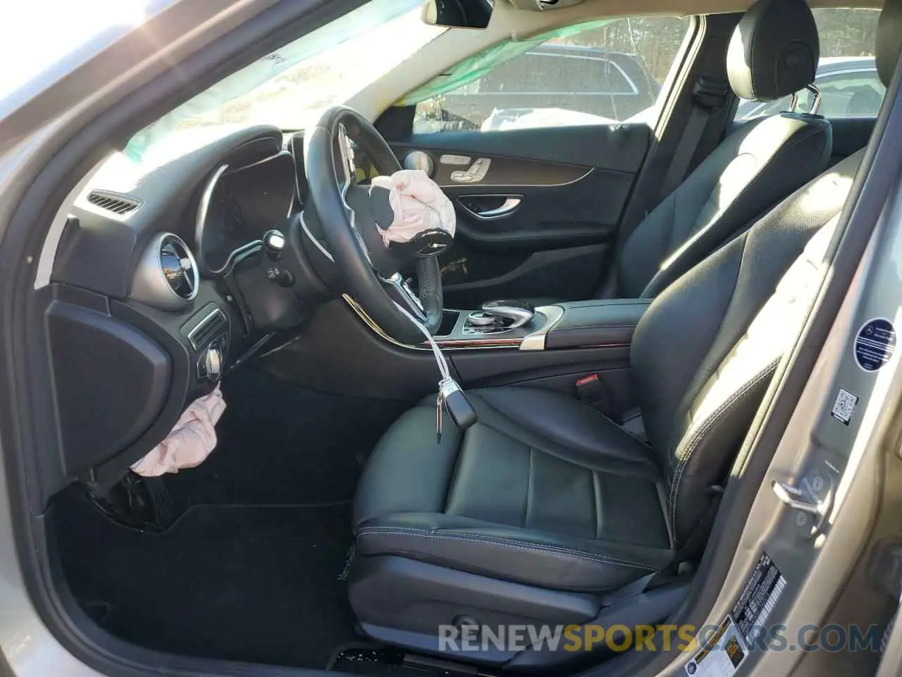 7 Photograph of a damaged car 55SWF8EB3KU282915 MERCEDES-BENZ C-CLASS 2019