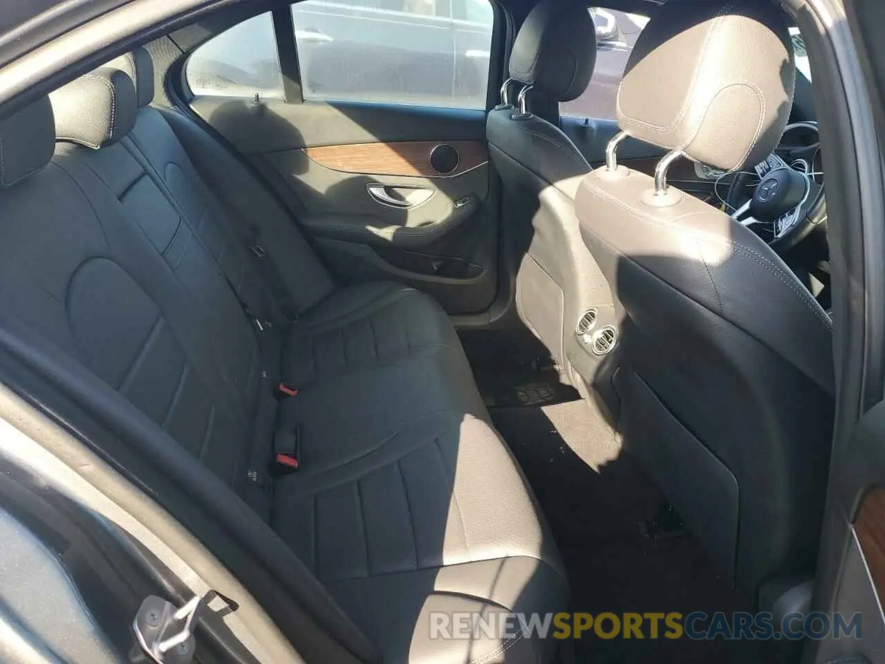 10 Photograph of a damaged car 55SWF8EB3KU293252 MERCEDES-BENZ C-CLASS 2019