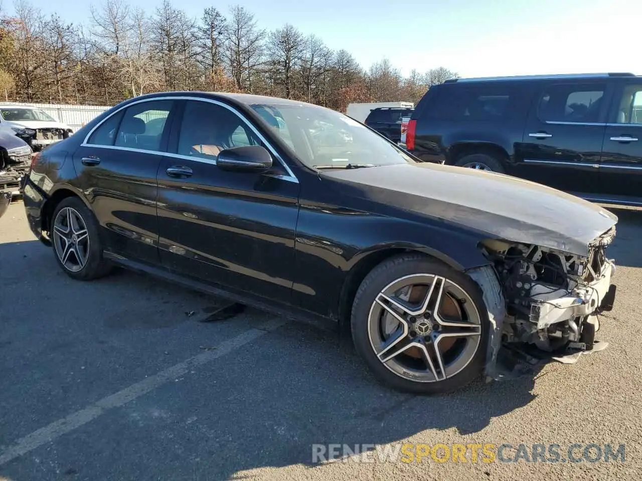 4 Фотография поврежденного автомобиля 55SWF8EB3KU318456 MERCEDES-BENZ C-CLASS 2019