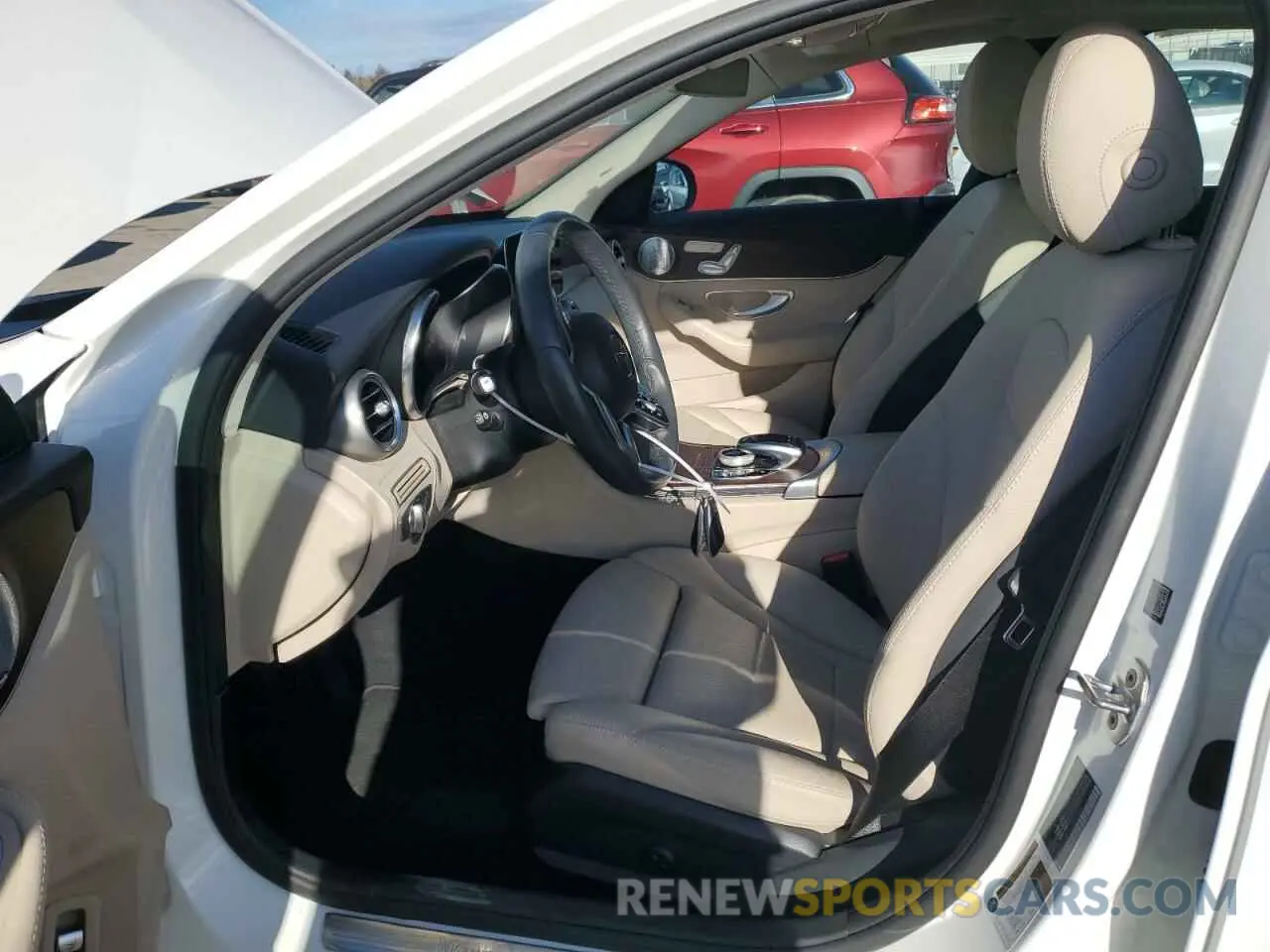 7 Photograph of a damaged car 55SWF8EB4KU284690 MERCEDES-BENZ C-CLASS 2019