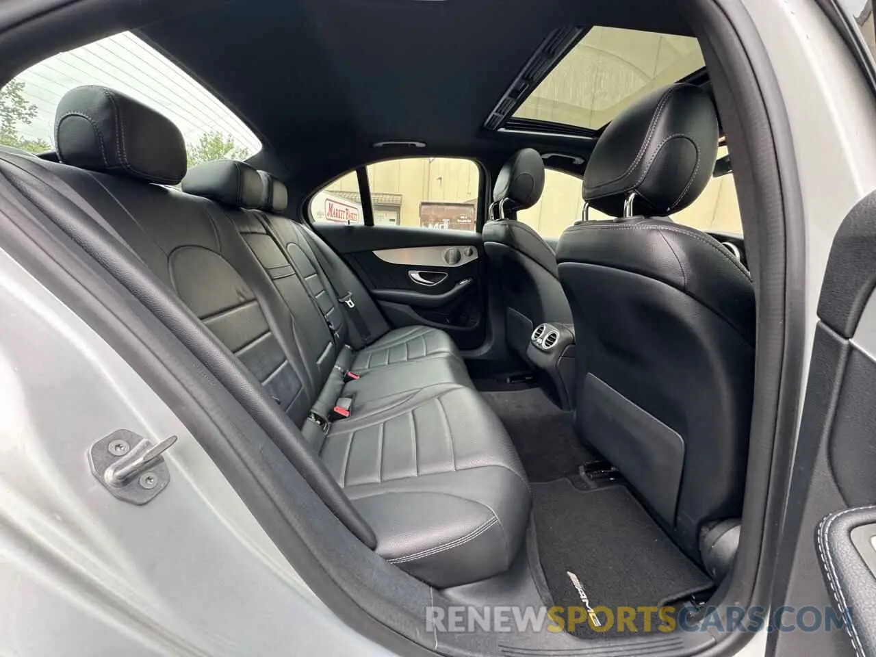 6 Photograph of a damaged car 55SWF8EB5KU289008 MERCEDES-BENZ C-CLASS 2019
