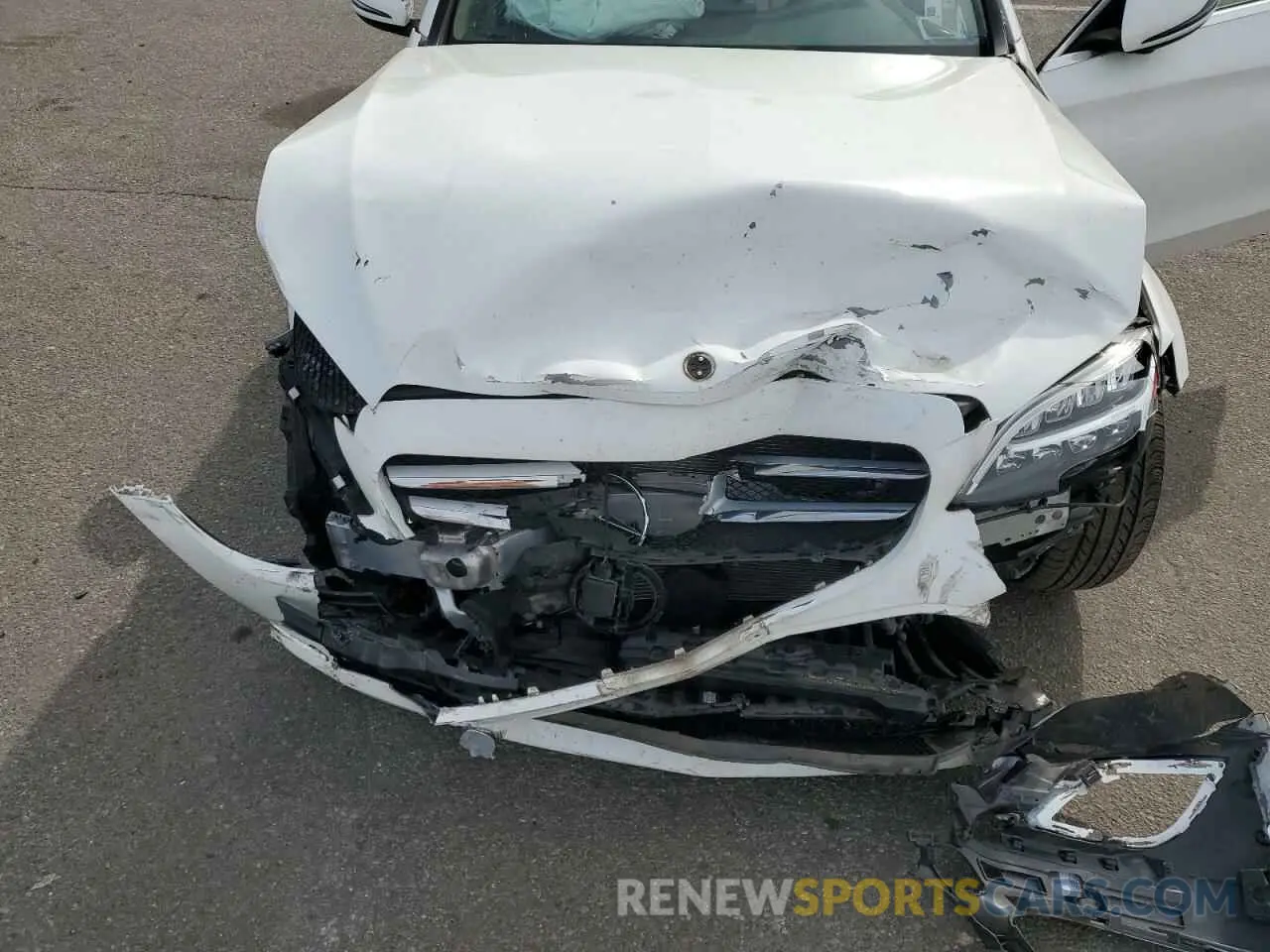 11 Фотография поврежденного автомобиля 55SWF8EB5KU292748 MERCEDES-BENZ C-CLASS 2019