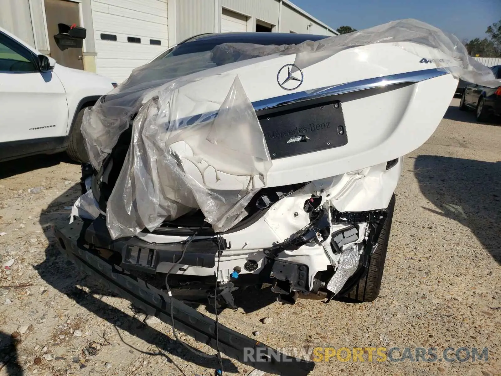 9 Photograph of a damaged car 55SWF8EB5KU300315 MERCEDES-BENZ C CLASS 2019