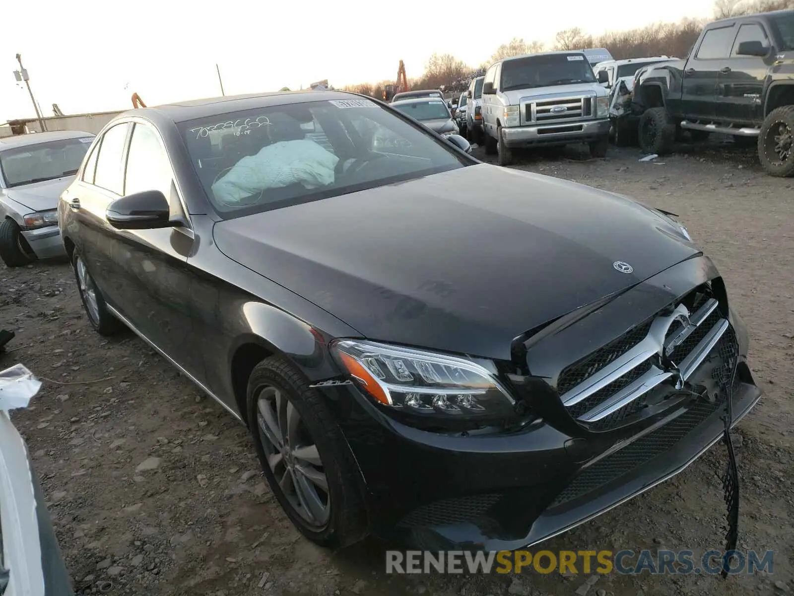 1 Photograph of a damaged car 55SWF8EB7KU315897 MERCEDES-BENZ C CLASS 2019